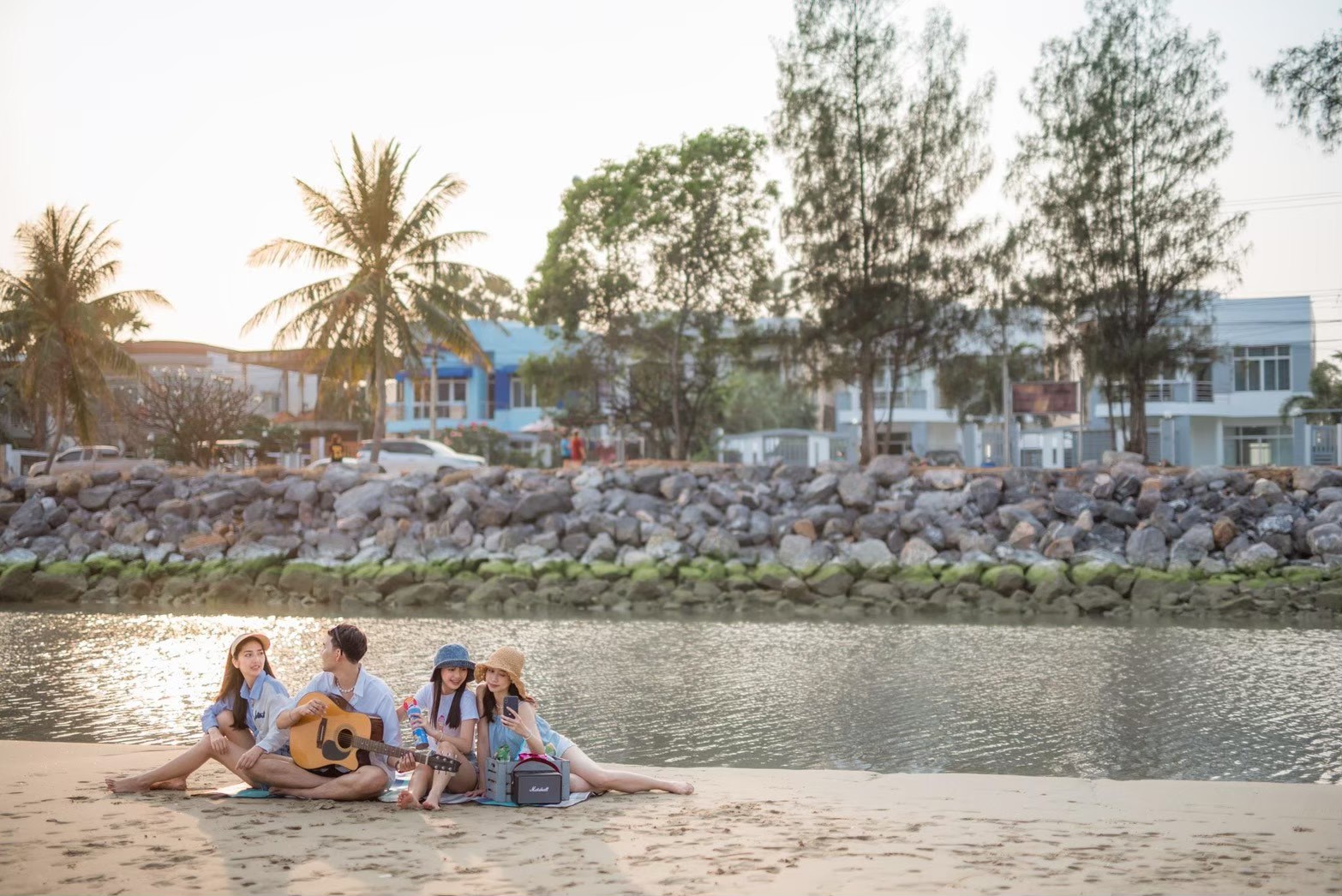 HR15046 บ้านพักติดทะเล The Sandy Beach Villa