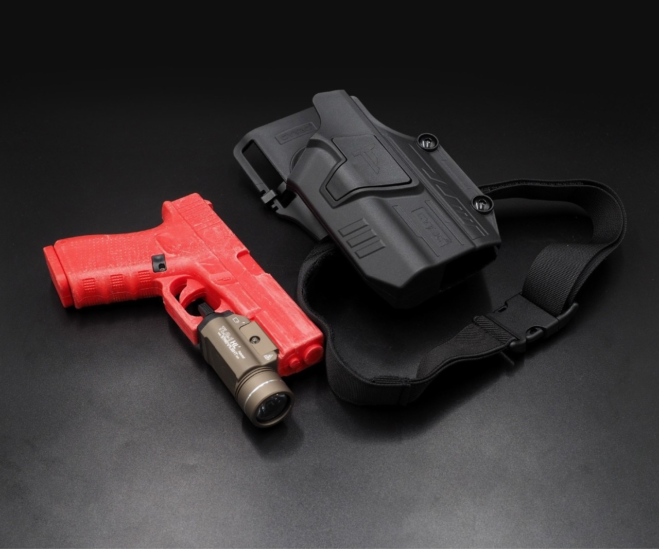 New.ซองพกนอก Mega-Fit ติดไฟฉาย + เพลทลดต่ำ ⚡️ซองปืนที่ออกแบบมาให้สามารถใช้งานได้หลากหลายรุ่น (ตามตารางแนบ) เช่น Glock , Sig Sauer, CZ , Beretta, Ruger , S&W, Walther, Colt, Taurus และอื่นๆ ⚡️ผลิตจากวัสดุ Polymer เกรดคุณภาพ ⚡️ซองถูกออก