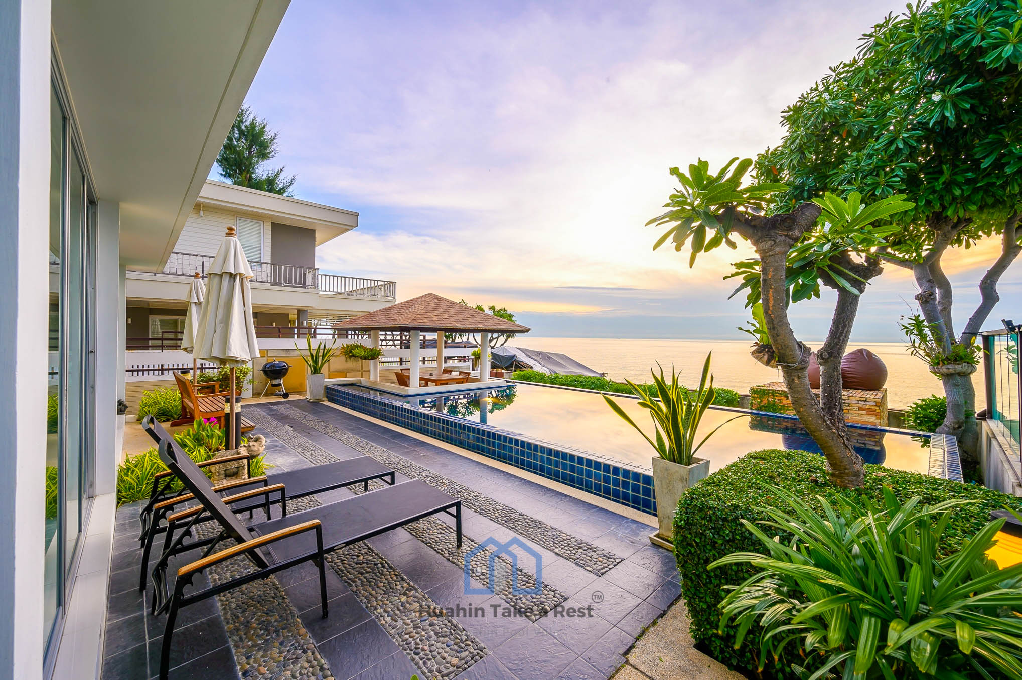 HR15035 บ้านพักติดทะเลหัวหิน บ้านเดอะซันเซตบีช พูลวิลล่า