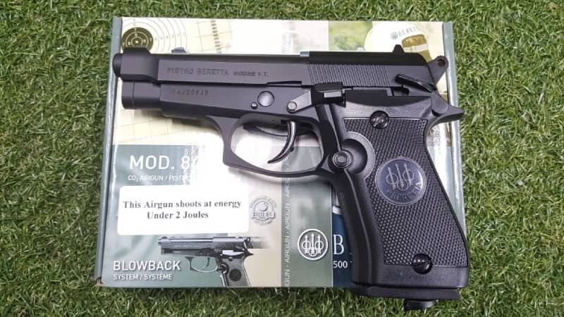 New.ปืนสั้นอัดแก๊ส Umarex Beretta M84 4.5mm. Co2 Pistol ✔BBMagazine Capacity บรรจุลูก : 17 shot(s) ✔Caliber ลูกเหล็กกลม : 4,5 mm (.177) ✔ลำกล้องยาว Length: 177 mm ✔Trigger: Single Action ✔Weight น้ำหนัก 650g ✔Syst