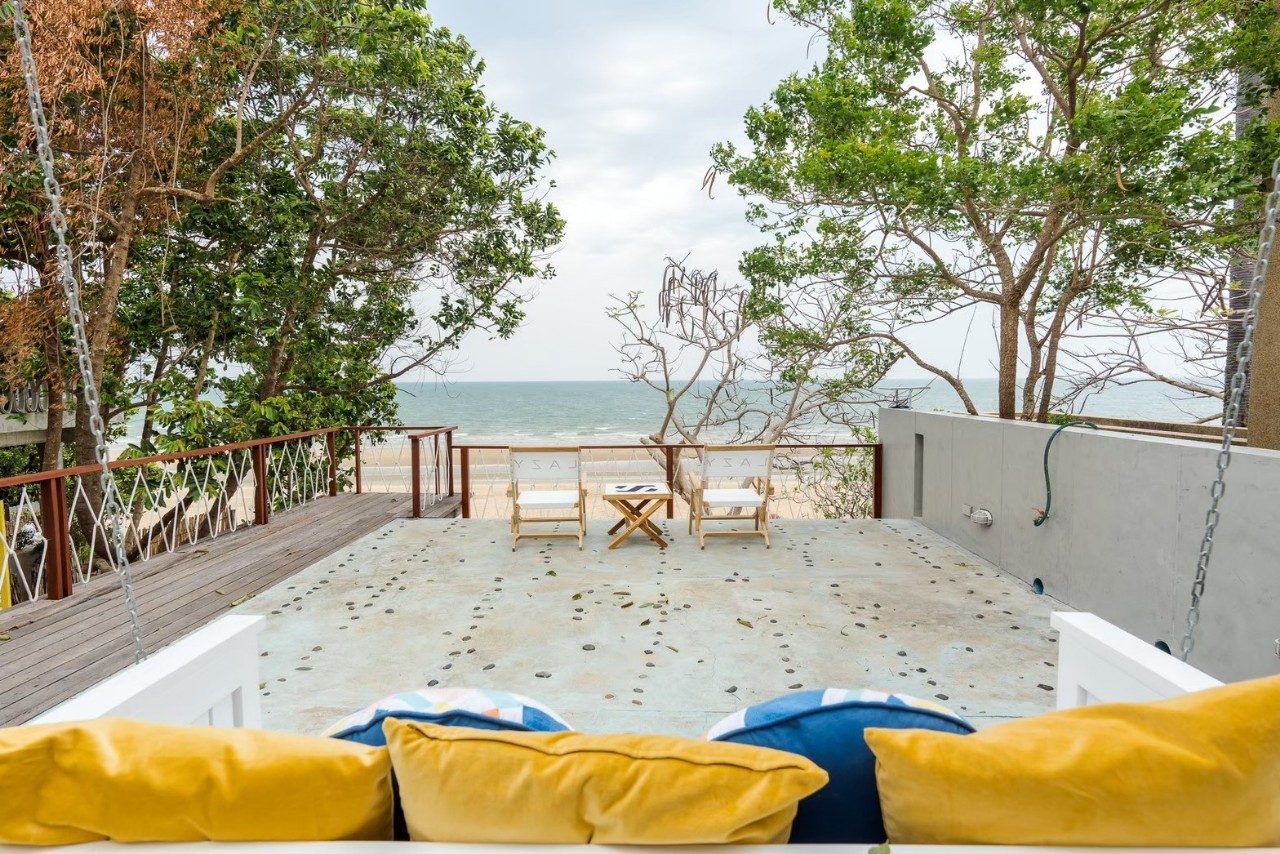 HR15075 บ้านพักติดหาดปราณบุรี The Banana Beach Villa Pranburi