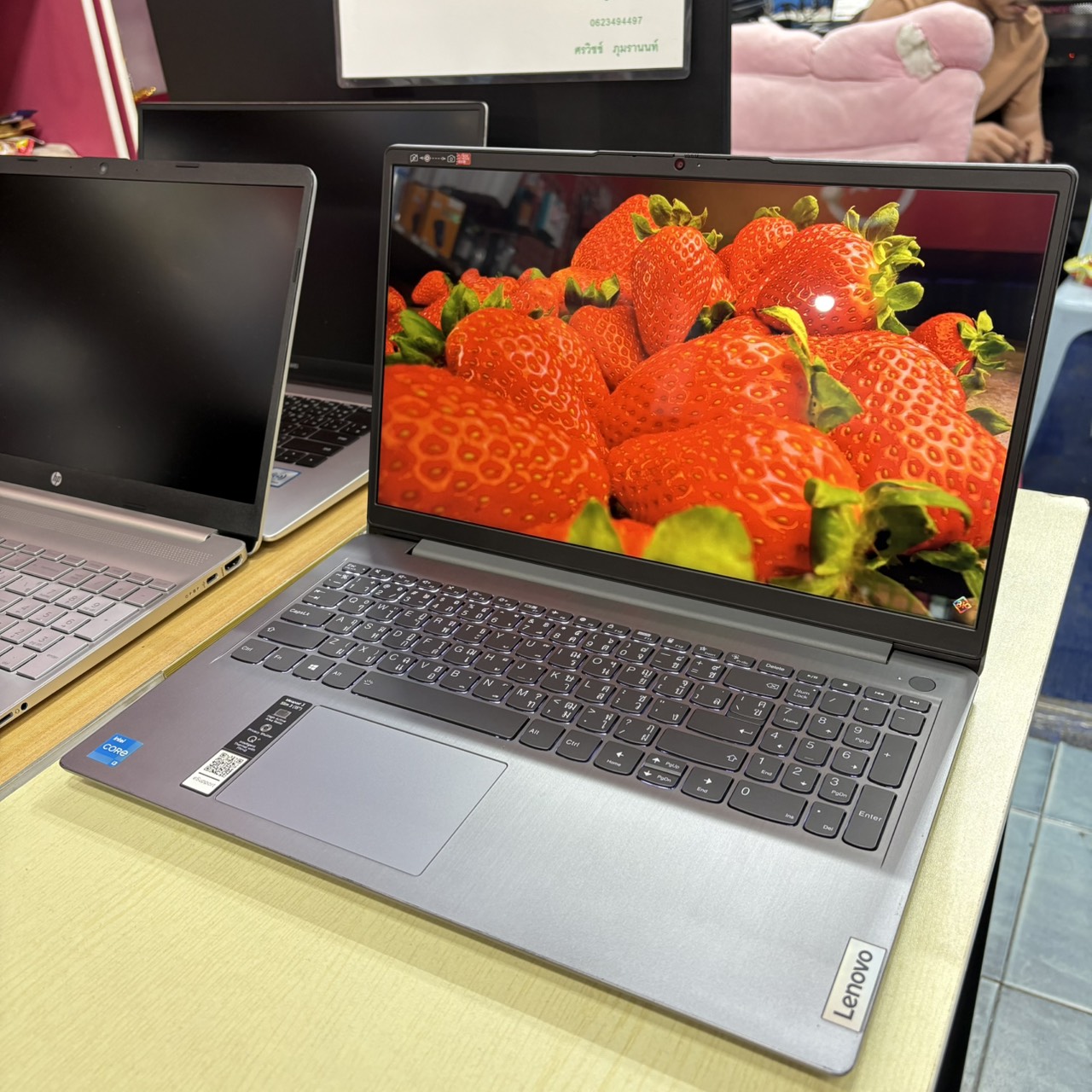 LENOVO IDEAPAD 3 15ITL6 82H800J9TA ติดฟิล์มกันรอยหน้าจอแล้ว สภาพเครื่อง 85%