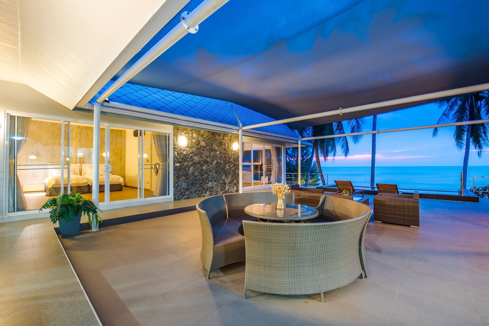 HR15044 บ้านพักติดทะเล กุยบุรี The Cozy Beach Villa