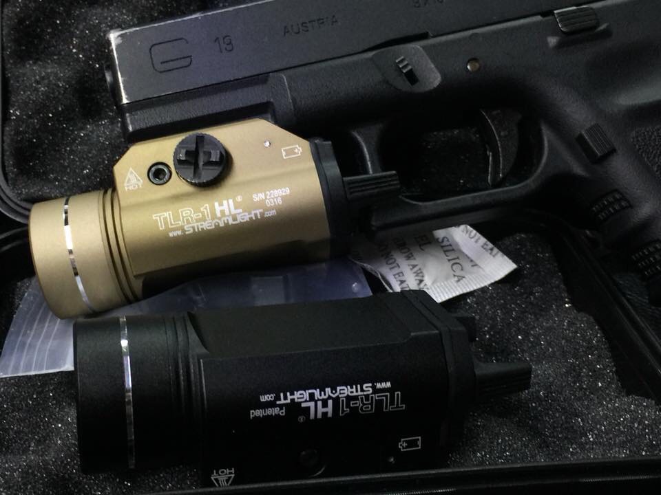 www.bkkboy.lnwshop.com New.ด่วนๆครับ สินค้ามาใหม่ครับ Streamlight TLR-1 Style Weapon Flashlight สีดำ / สีทราย Q5 LED:150LM/60Min Battery:2*CR123A ราคาพิเศษ