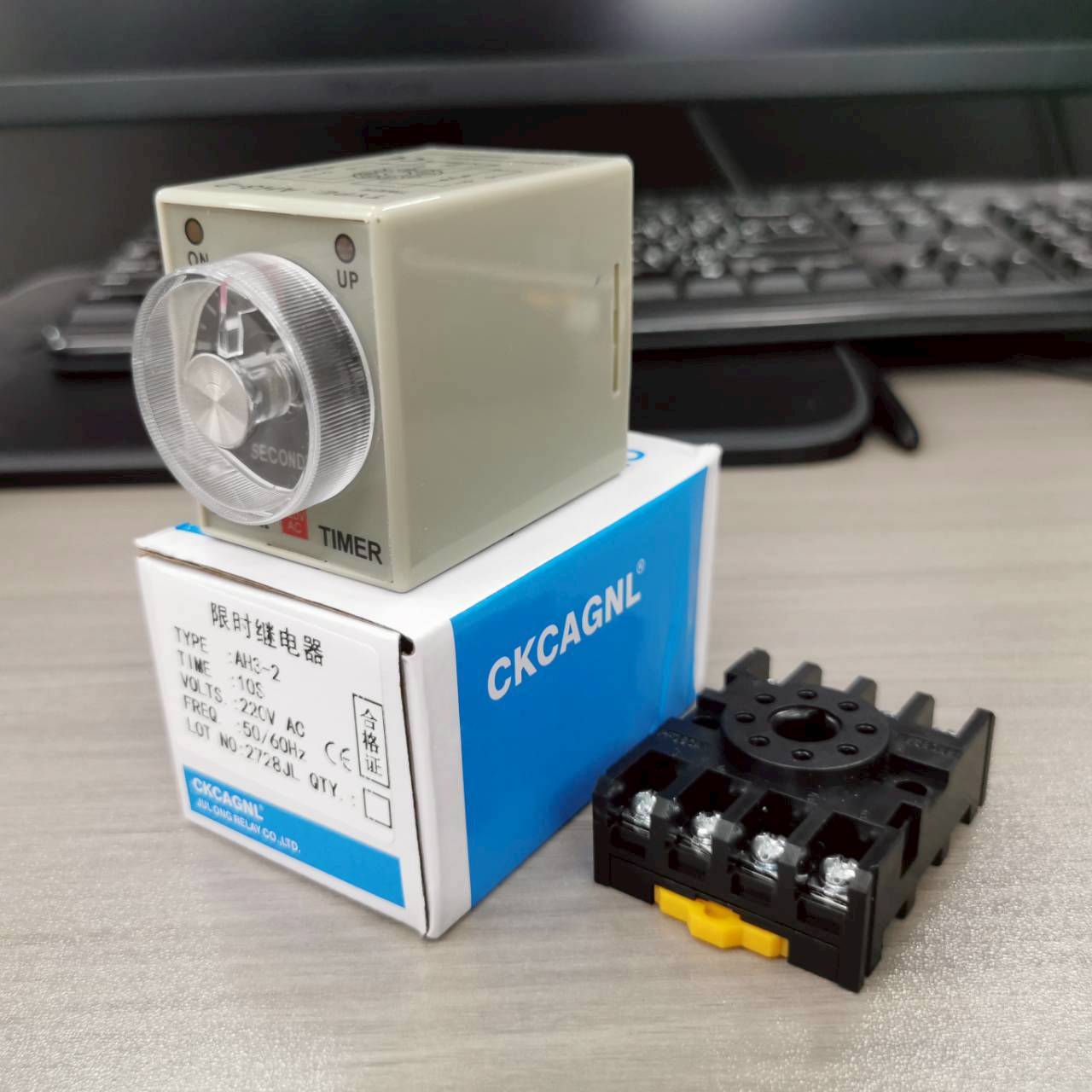 CKC Timer AH3-2 220V ไทม์เมอร์ ฟรีซ็อกเก็ต ช่วงเวลา 10 วินาที Delay-ON CONTACT NO/NC 2 ชุด
