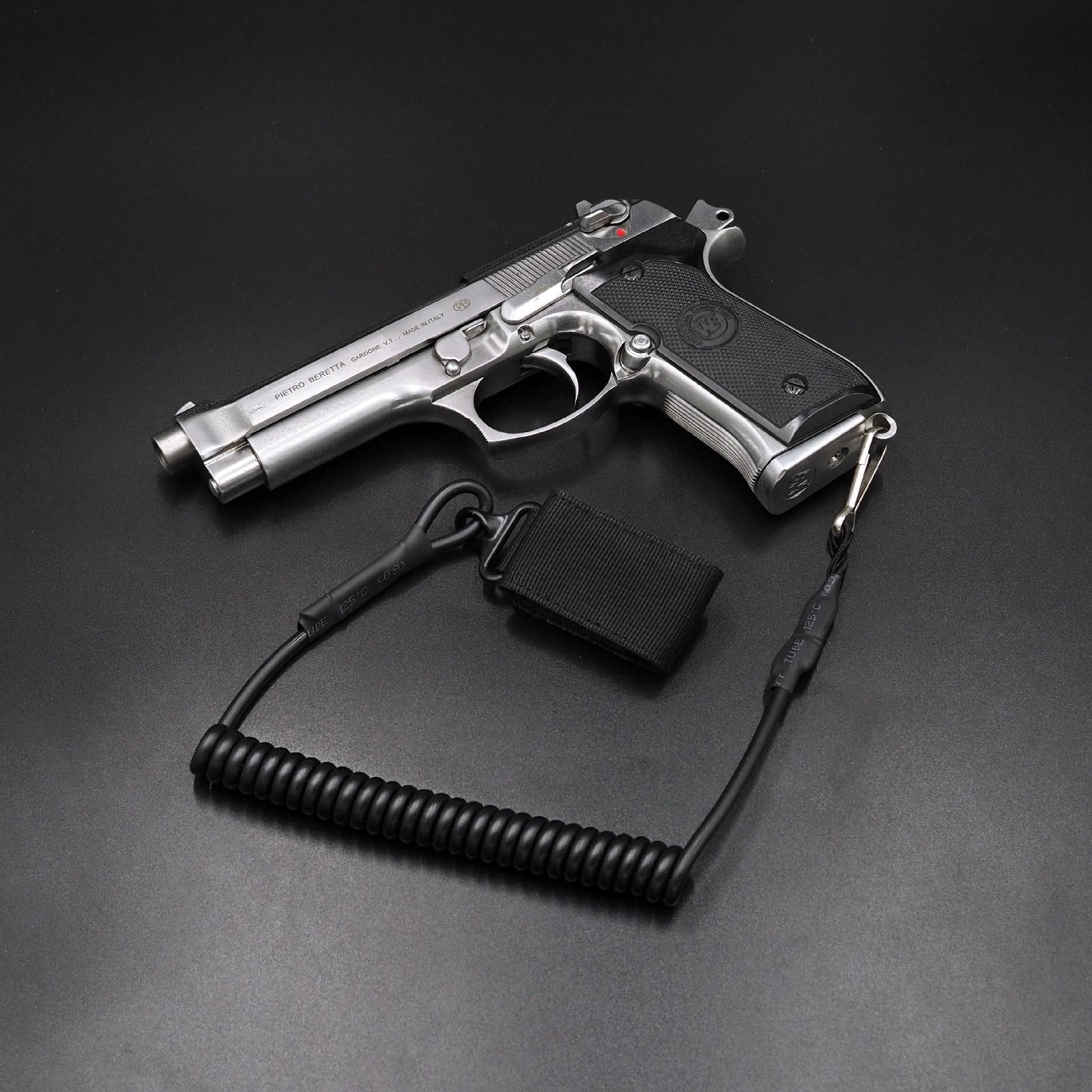 สายกันปืนตก ( Pistol Lanyard ) 🔗สายผลิตจาก Nylon เกรดคุณภาพ 🔗ป้องกันการแย่งชิง จากภัยคุกคาม 🔗ปลายตะขอเกี่ยวเข้าอาวุธ อีกด้านล็อคเข้ากับเข็มขัด 🔗สามารถปลดออกได้อย่างรวดเร็ว