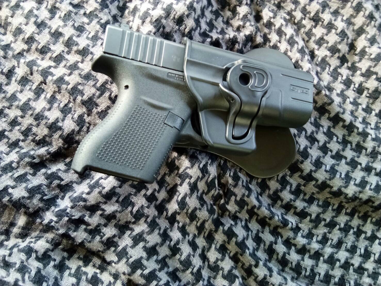 New.ซองปืน พกนอก / พกใน Cytac สำหรับปืน GLOCK 43 กดปลดล๊อก-เซฟตี้ ‼️ป้องกันการแย่งปืนได้ดีเยี่ยม มีเพลทปรับ ระดับ ความสูงตำ่ในตัว 📌❗️ราคาโปรโมชชั่น ราคาพิเศษ 1,300 บาท เท่านั้น ❗️📌 ======================== 📦 สนใจสินค้