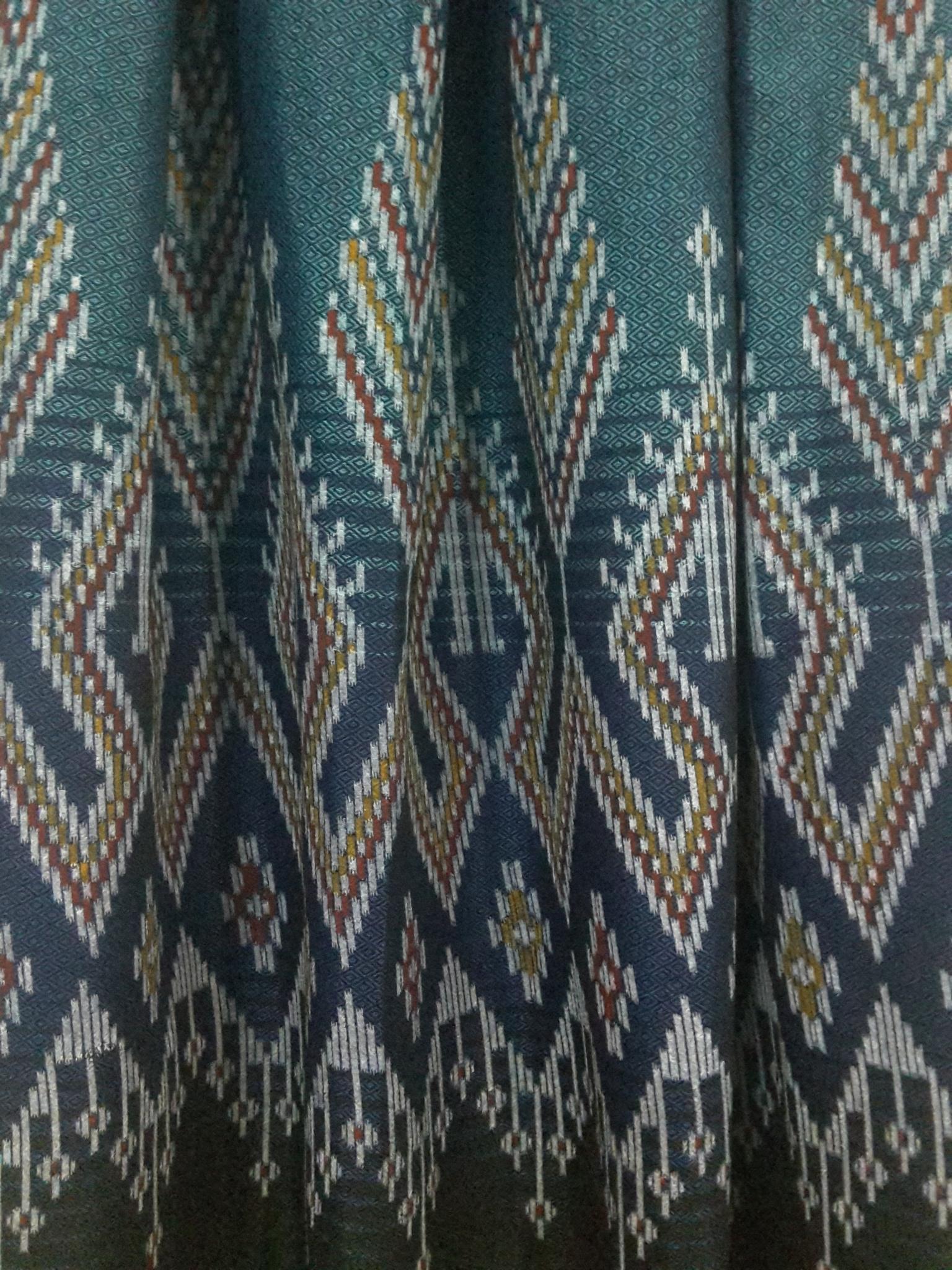 กระโปรงผ้าไทยสำเร็จรูป กระโปรงผ้าไทยผ้าฝ้ายมัดมัดหมี่ กระโปรงผ้าฝ้ายทรงทวิทยาว