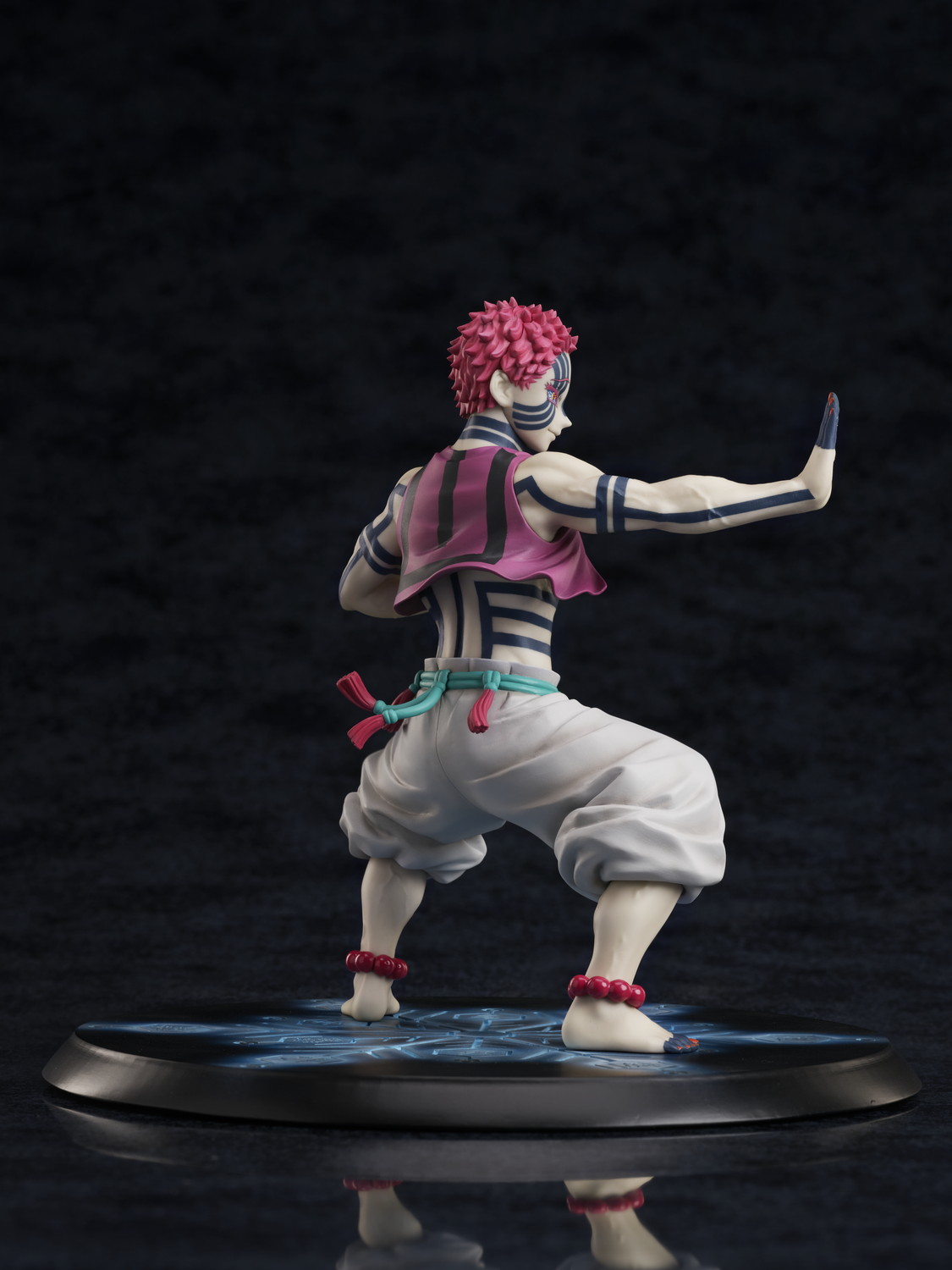 เปิดจอง : Demon Slayer: Kimetsu no Yaiba Akaza 1/8scalefigure