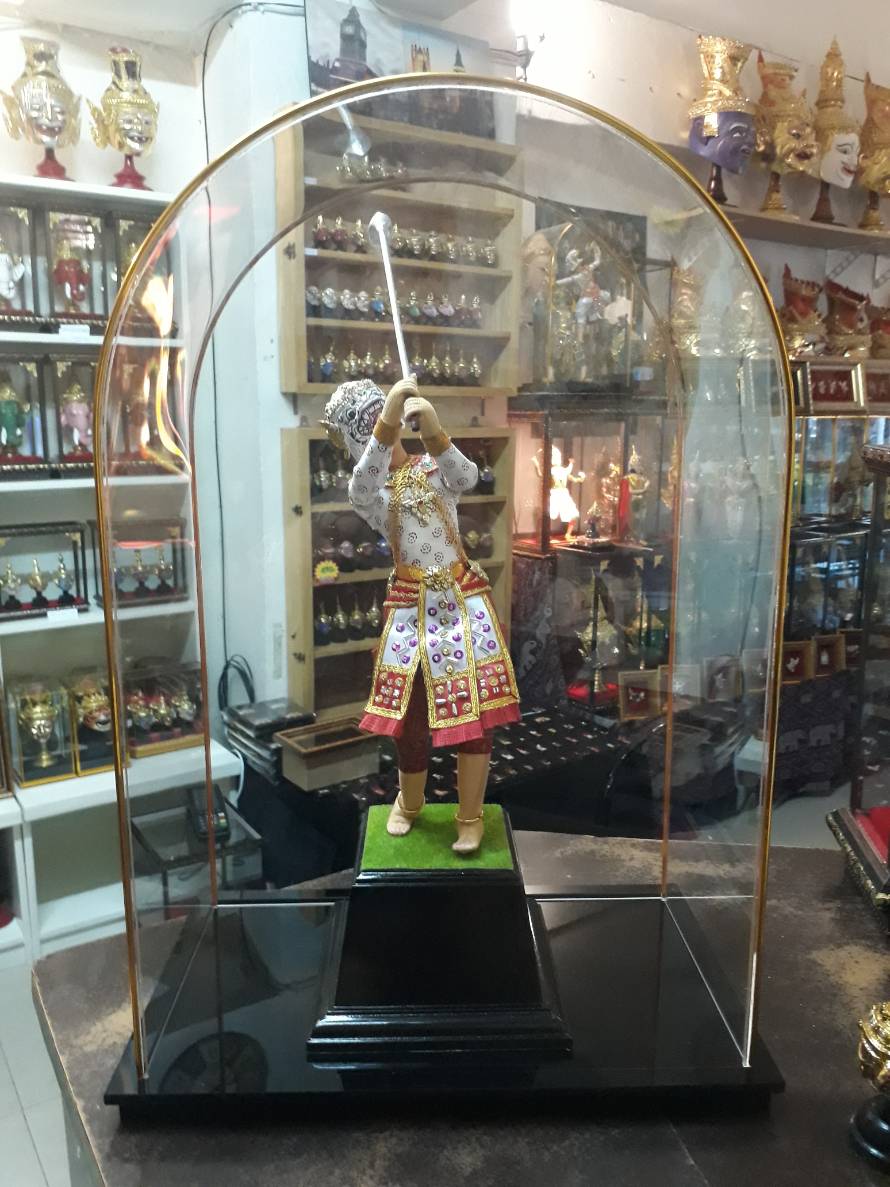 ตุ๊กตา หนุมานตีกอล์ฟ (ตัวใหญ่)