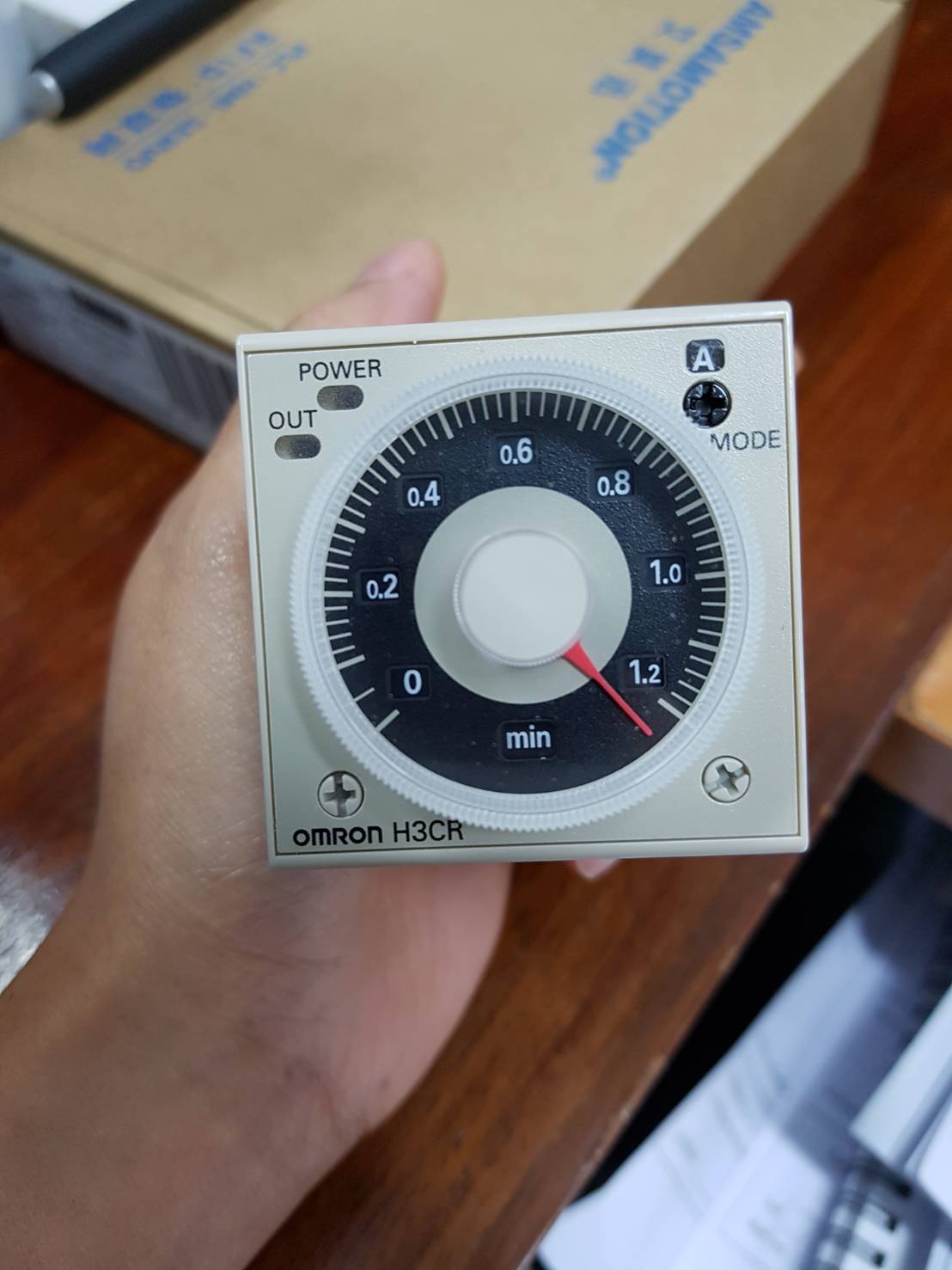 TIMER ไทม์เมอร์ OMRON ของแท้ H3CR-A8 220VAC