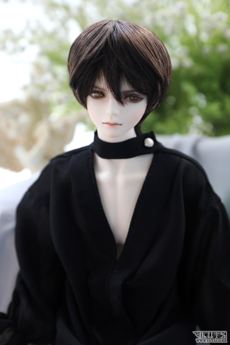 1/4 (MSD) Model Delf DIEZ แต่งหน้า B ผิวนอมอล