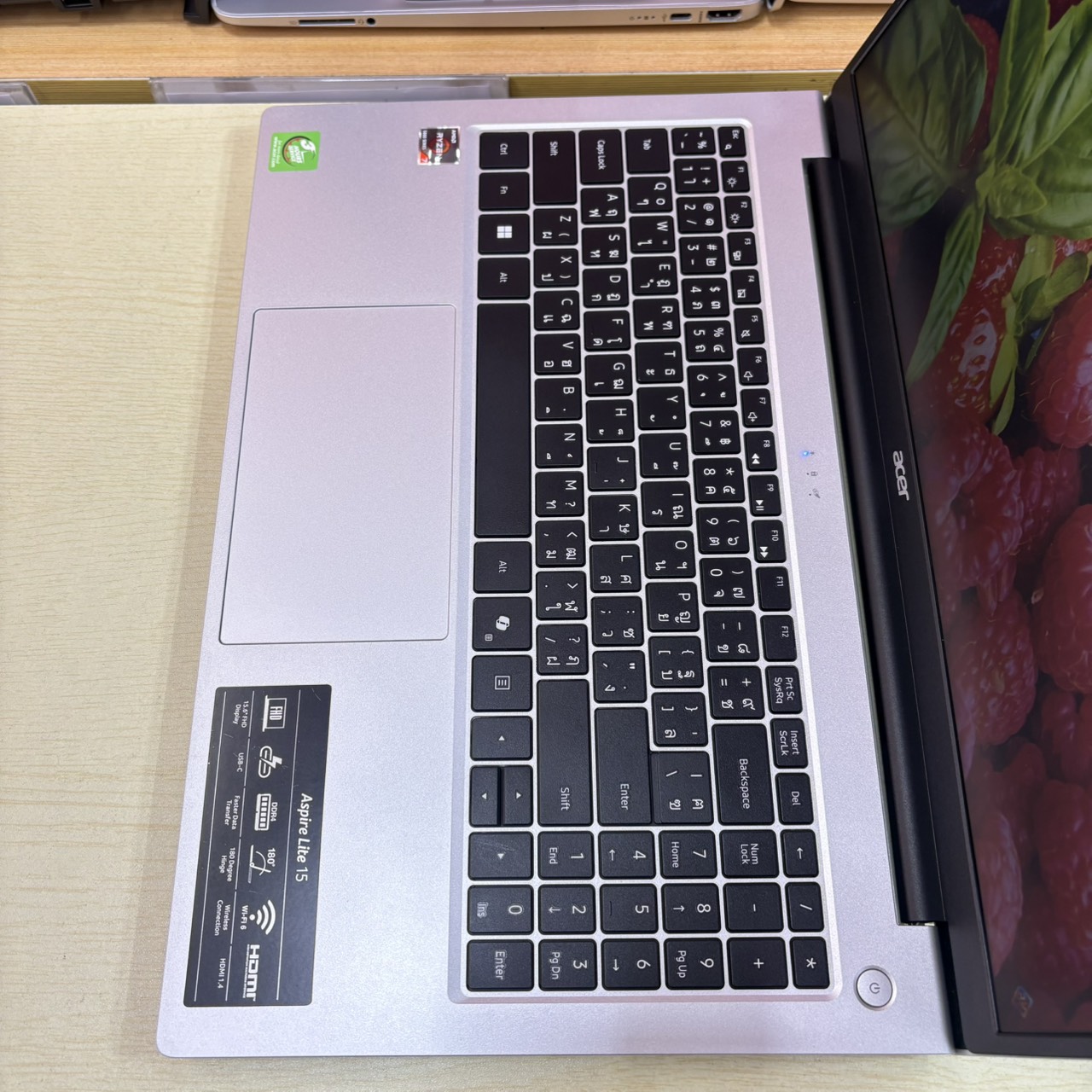 ACER ASPIRE LITE 15 AL15-41P-R47V ประกันศูนย์ 26/02/2027 สภาพเครื่อง 90%