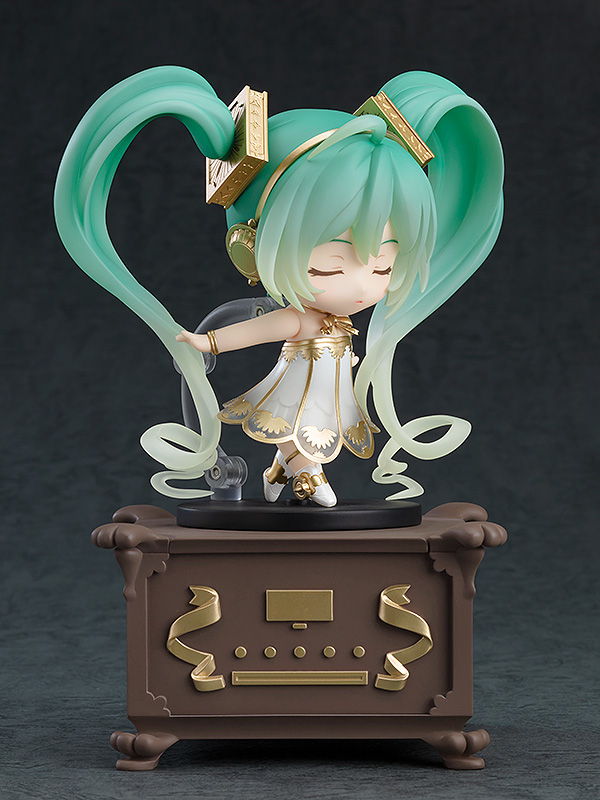เปิดจอง : Nendoroid Hatsune Miku: Symphony 5th Anniversary Ver.