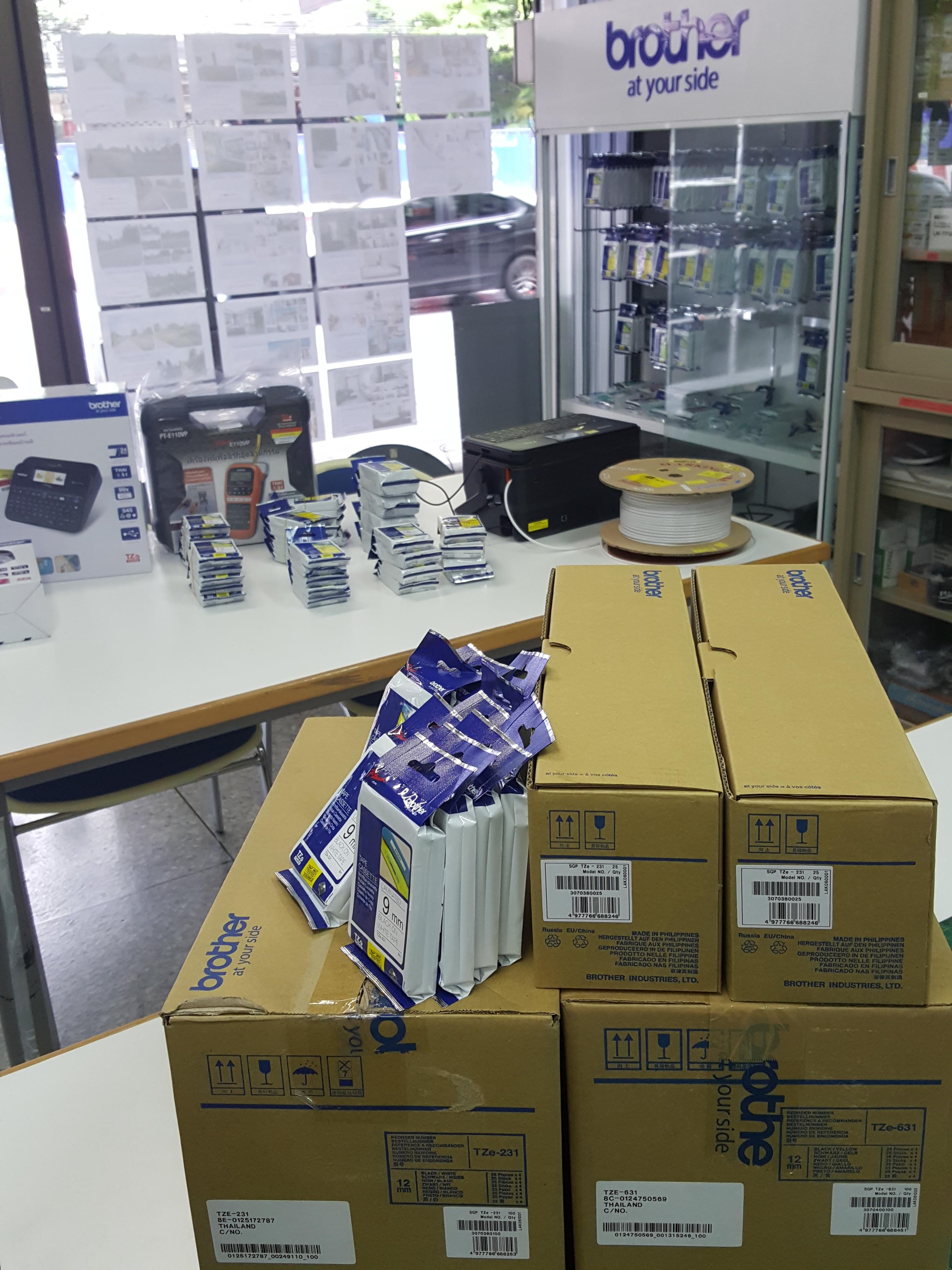 เทปพิมพ์อักษร TZE-221 9 มม. BROTHER ของแท้ ราคาถูก ส่งไว อักษรสีดำ พื้นสีขาว