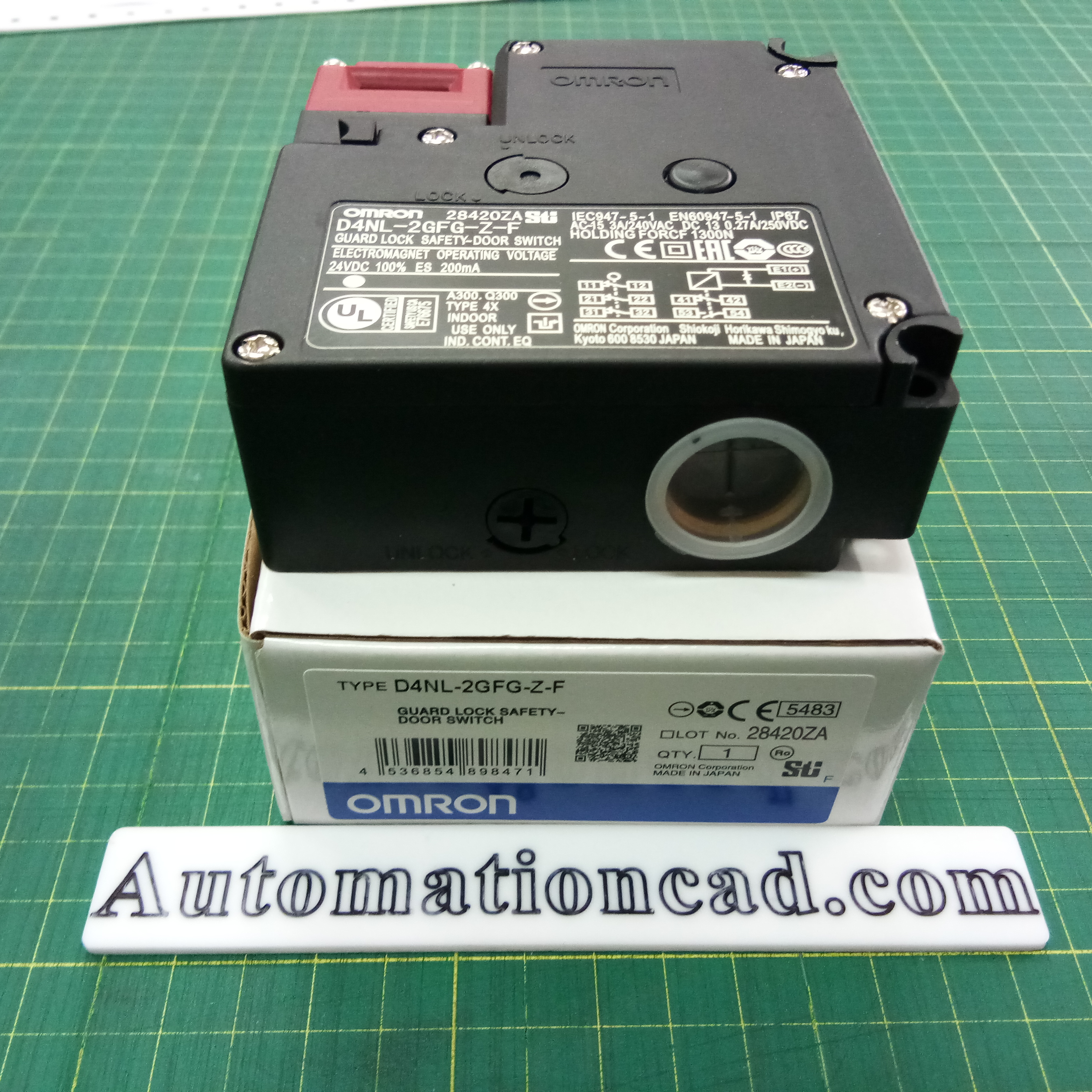 Safety Door Switch OMRON สวิตช์ประตูนิรภัย รุ่น D4NL-2GFG-Z-F