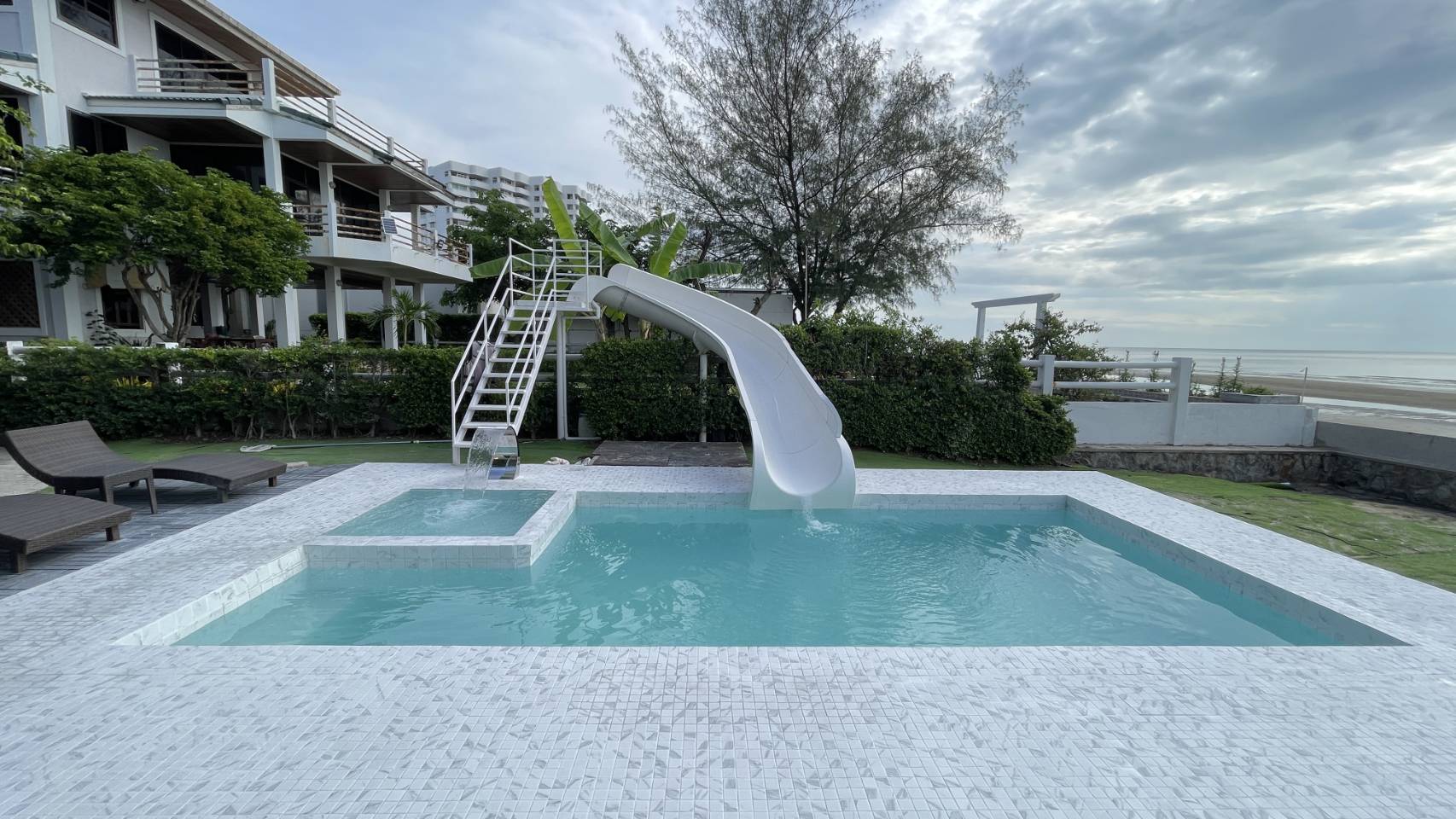 HR15028 บ้านพักหัวหิน บ้านเดอะคลาส บีช วิลล่า