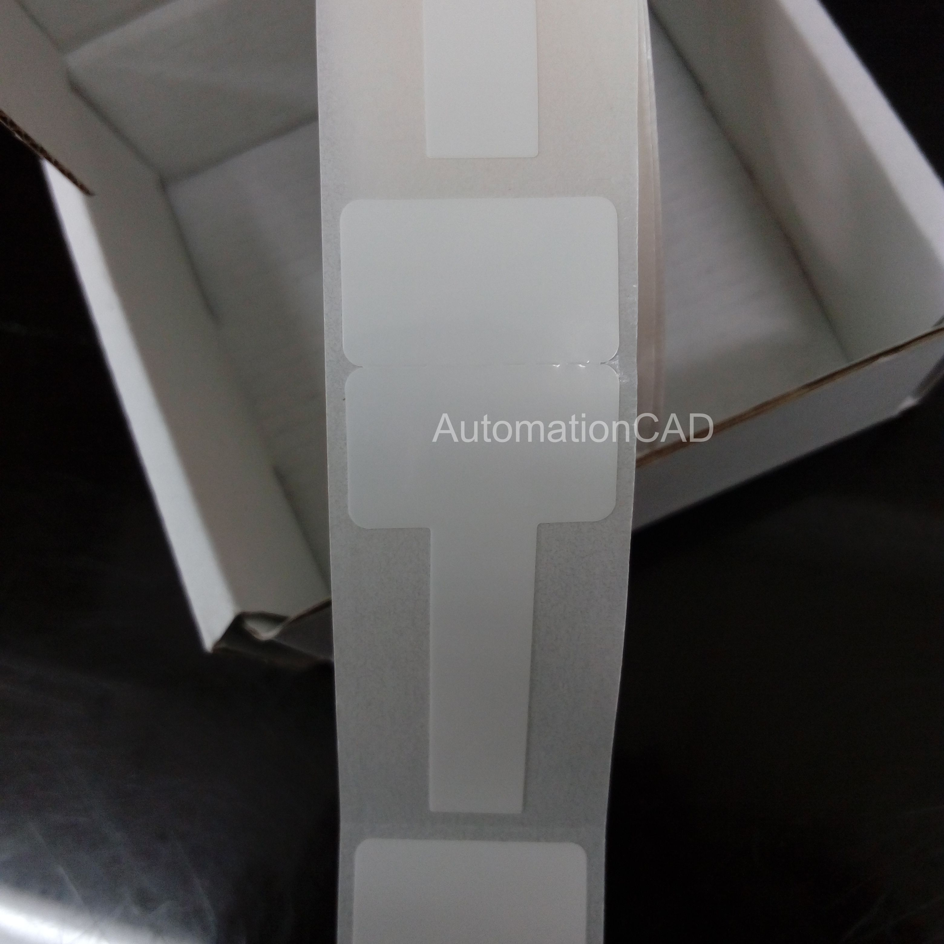 สติ๊กเกอร์มาร์คสายไฟ แบบธง 25mm x 15mm หางยาว เบอร์มาร์คสายไฟ CABLE MARKER