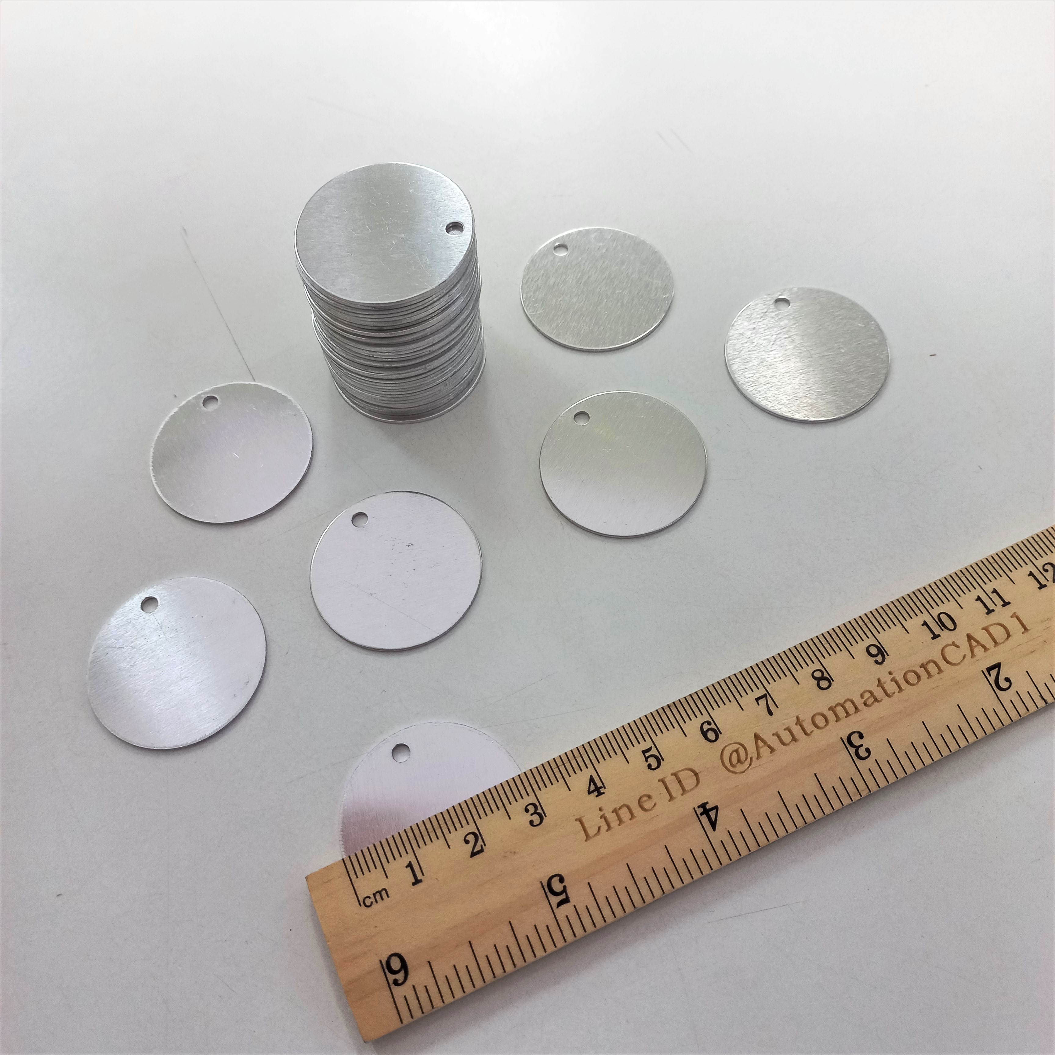 แท็กอะลูมิเนียม แบบกลม เส้นผ่าศูนย์กลาง 3 เซนติเมตร หนา 1 mm ป้ายแท็ก Name Tag ป้ายชื่อ