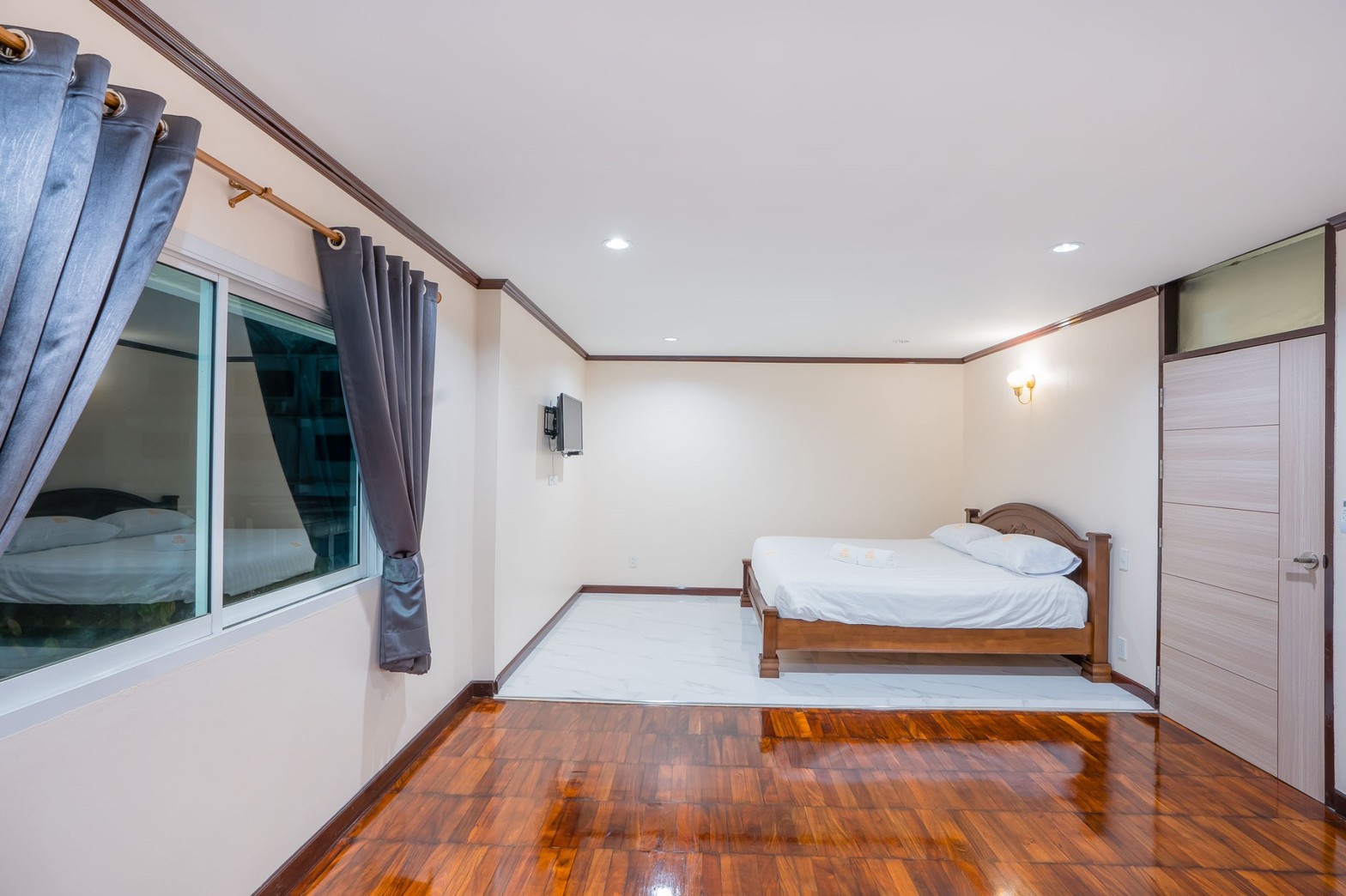 HR15067 บ้านพักใกล้ทะเลชะอำ The Great Beach Pool Villa Cha Am