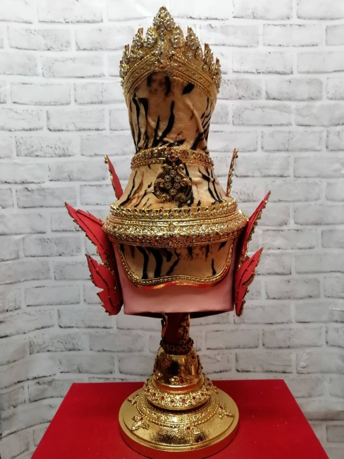 พ่อแก่ตาไฟ ฤาษี ขนาดครอบ (หน้าสีเนื้อ)