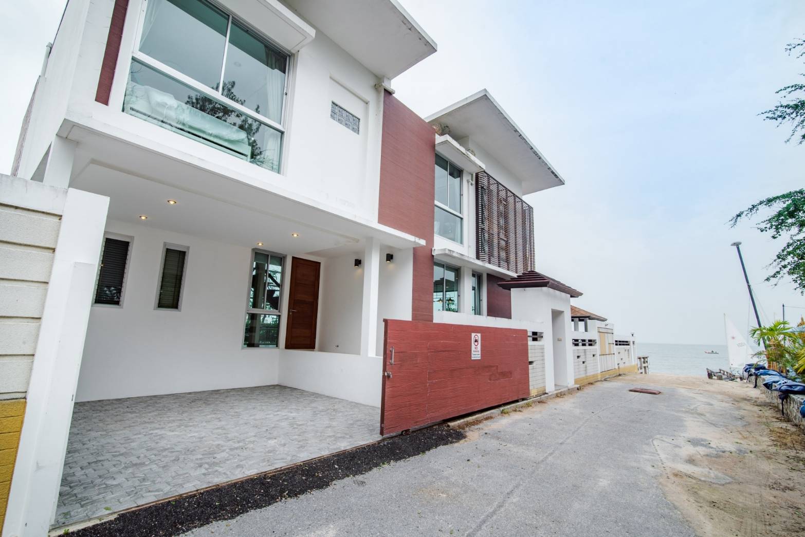 HR15016 บ้านพักหัวหิน บ้านเดอะ เซนส์ ติดทะเล