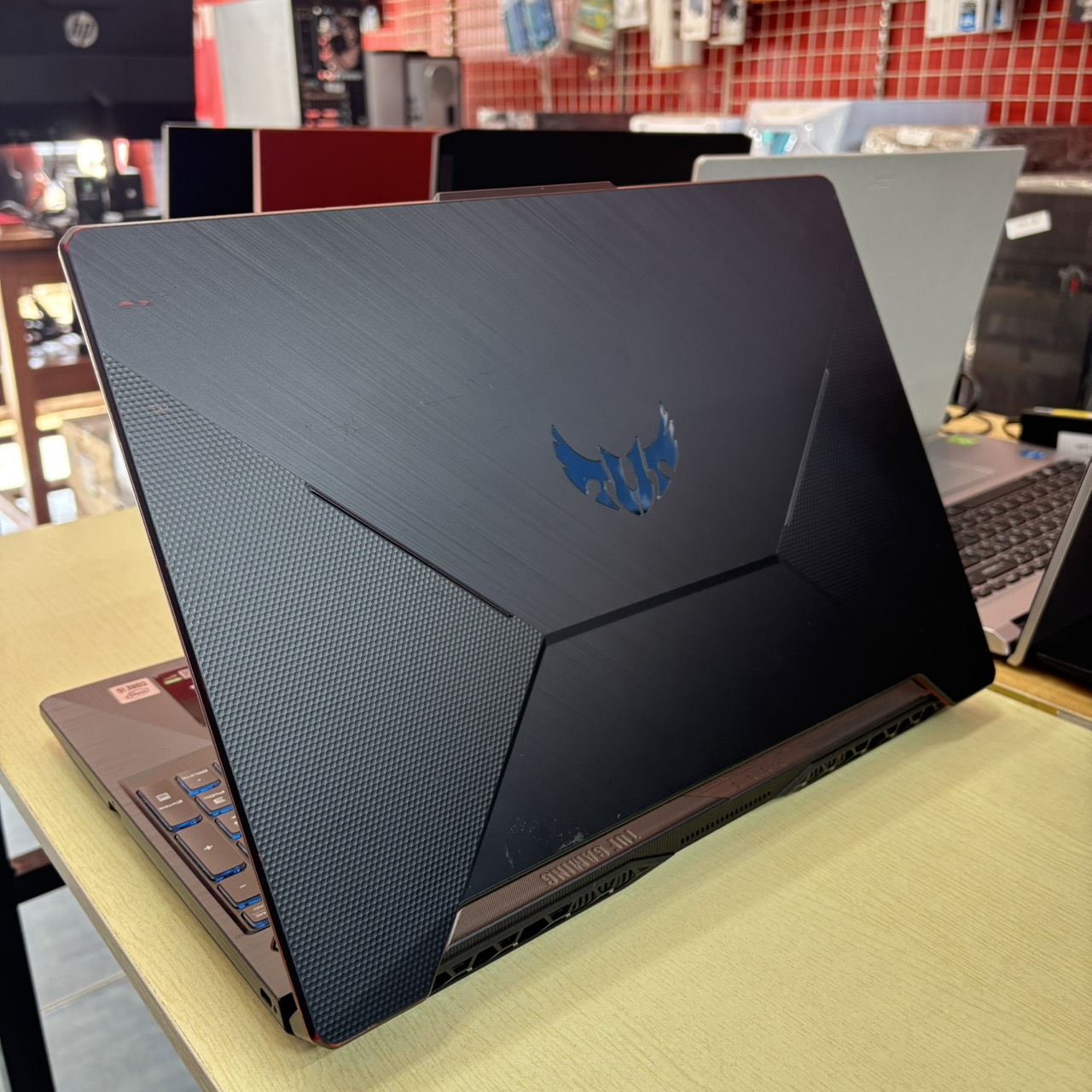 ASUS TUF GAMING F15 FX506LH-HN004W สภาพเครื่อง 80%