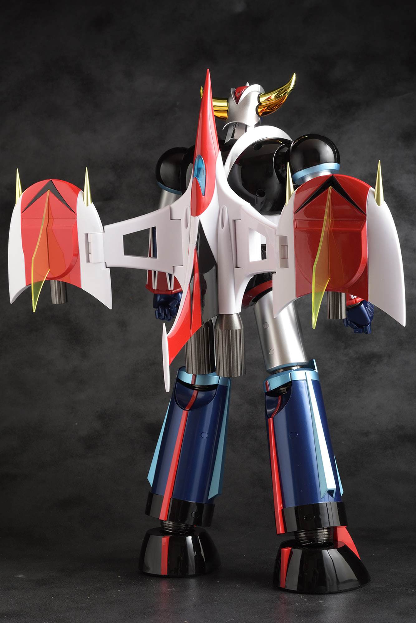เปิดจอง : GRAND ACTION BIGSIZE MODEL GRENDIZER RENEWAL Ver