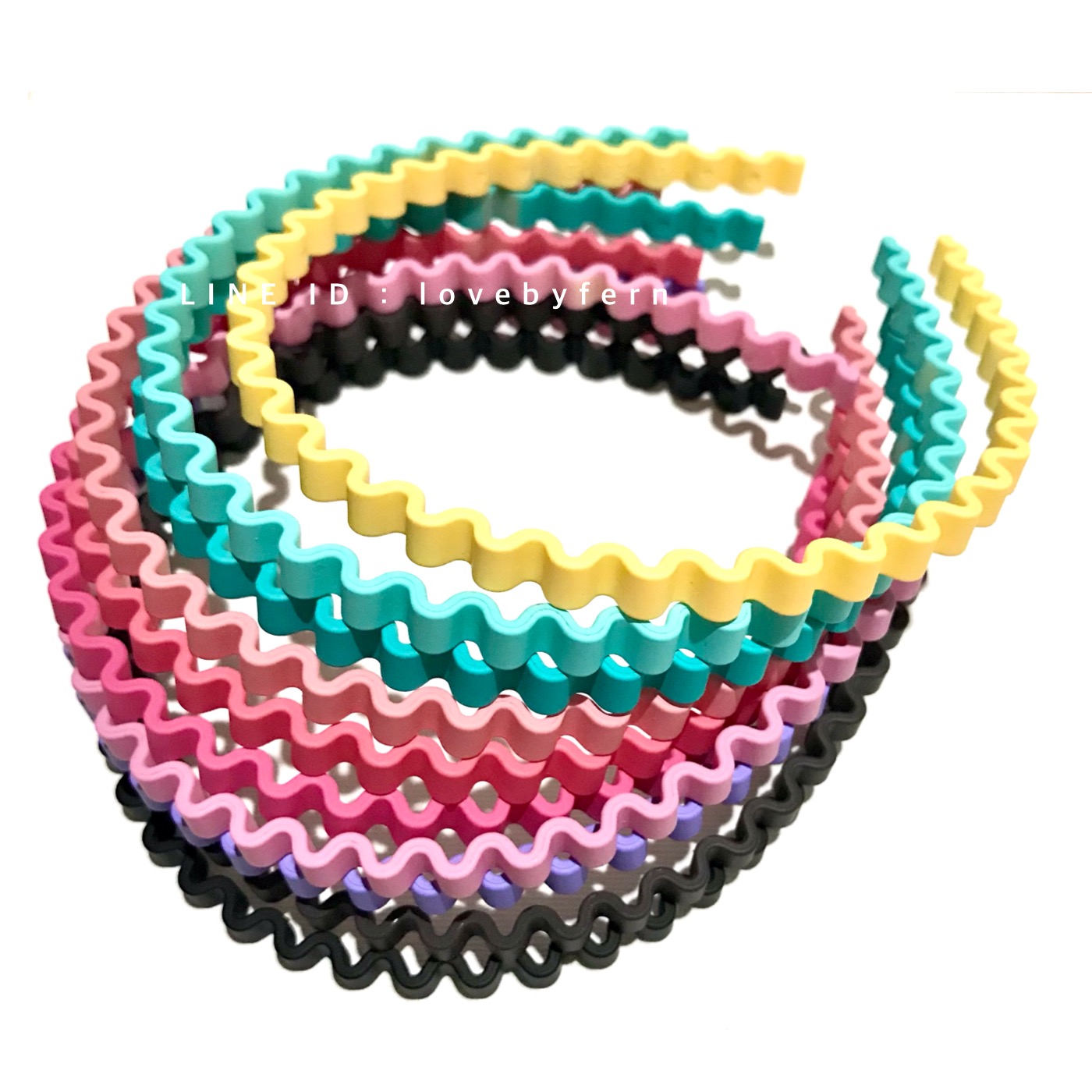 ที่คาดผมเกาหลี สีพื้นลอน *โปรดระบุสีค่ะ ^^ หน้ากว้าง 8 mm ยืดหยุ่นสูง ทน ไม่หักง่าย ทรงได้มาตรฐาน ไม่บีบขมับ #MadeinKorea #ที่คาดผมเกาหลี