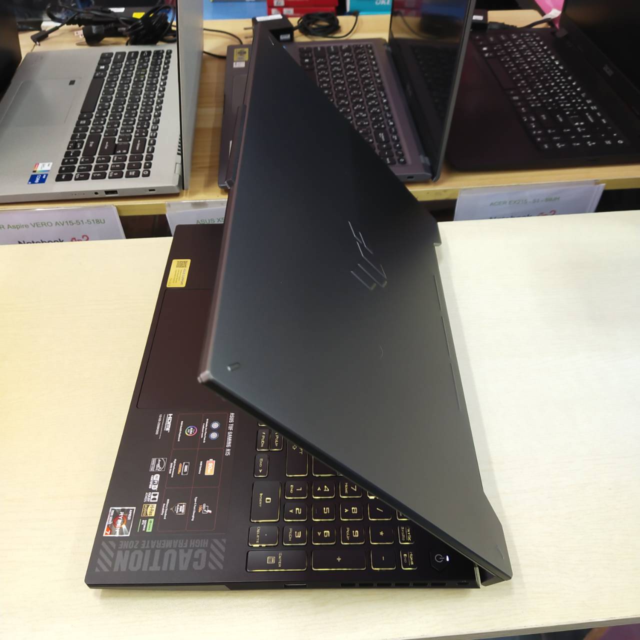 ASUS TUF GAMING A15 FA507NUR-LP037W *เครื่อง 1 เดือน* สภาพเครื่อง 100% ไร้ริ้วรอย (ประกันศูนย์ 13/10/2027)