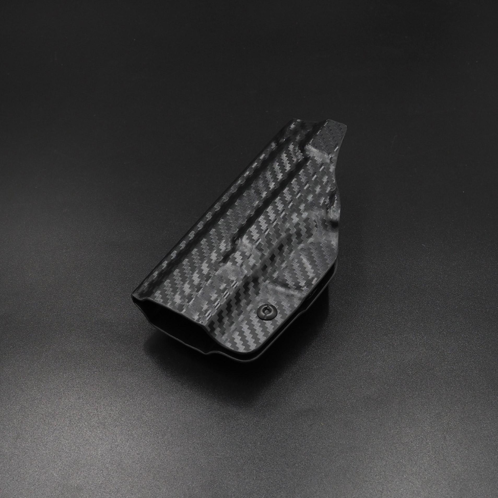 New. ซองพกใน Carbon Fiber springfield Hellcat Carbon Fiber Holster springfield Hellcat ( Warriorland ) - ผลิตจาก Carbon Fiber คุณภาพสูง - แผ่นหนา 2 mm. แข็งแรงทนทา - ออกแบบให้ซองคลุมรอบโกร่งไก ป้องกันอุบัติเหตุ - ซองไม่เก็บความชื้น ทำความสะอาดง่าย - ปรับค