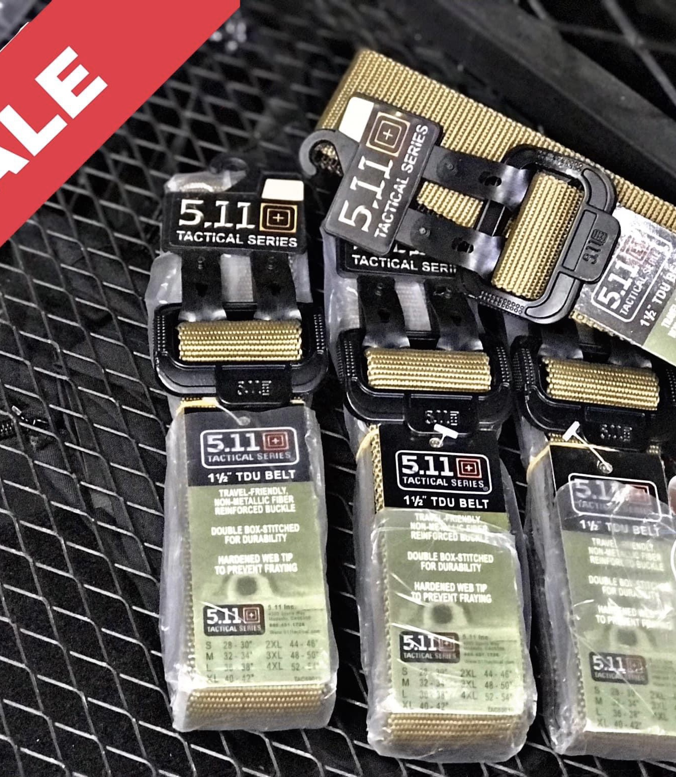 📌📌 เข็มขัด สายบาง 5.11 สินค้าเข้าใหม่ค่ะ - หัวเข็มขัดทำจากวัสดุพลาสติกอย่างดี ทนแข็งแรง ผ่านเครื่องตรวจจับโลหะได้สบาย รัดแน่นมาก ไม่มีเลื่อน - เข็มขัดกว้าง 1.5 นิ้ว - Freesize นะคะ ใส่ได้ถึงเอว 42 นิ้ว