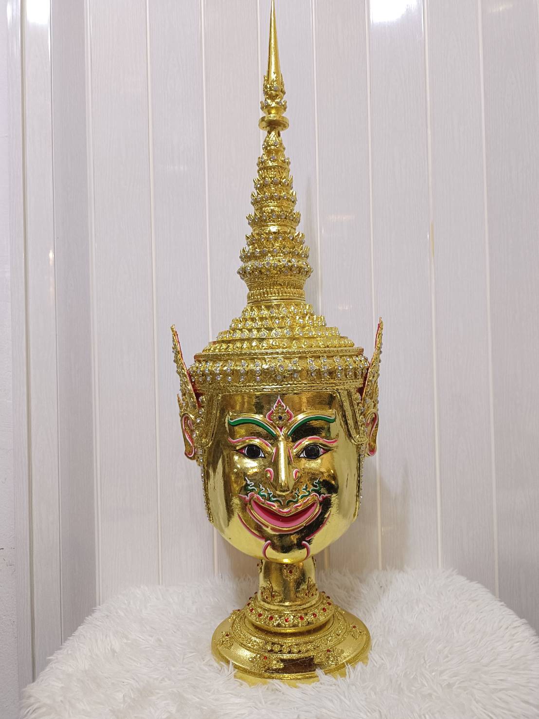 เศียร พระลักษณ์ ขนาดครอบ พร้อมฐานไม้อัดสีแดงฟรี