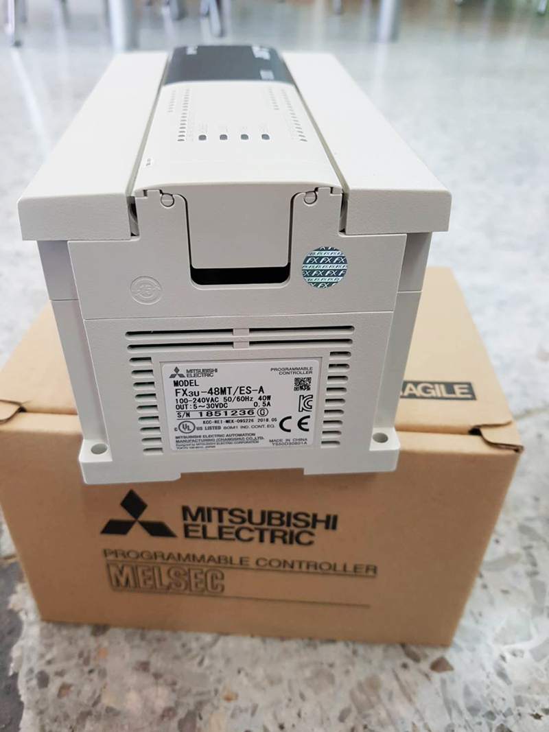FX3U-48MT/ES-A PLC MITSUBISHI 24 IN/24OUT AC/DC/TRANSISTOR