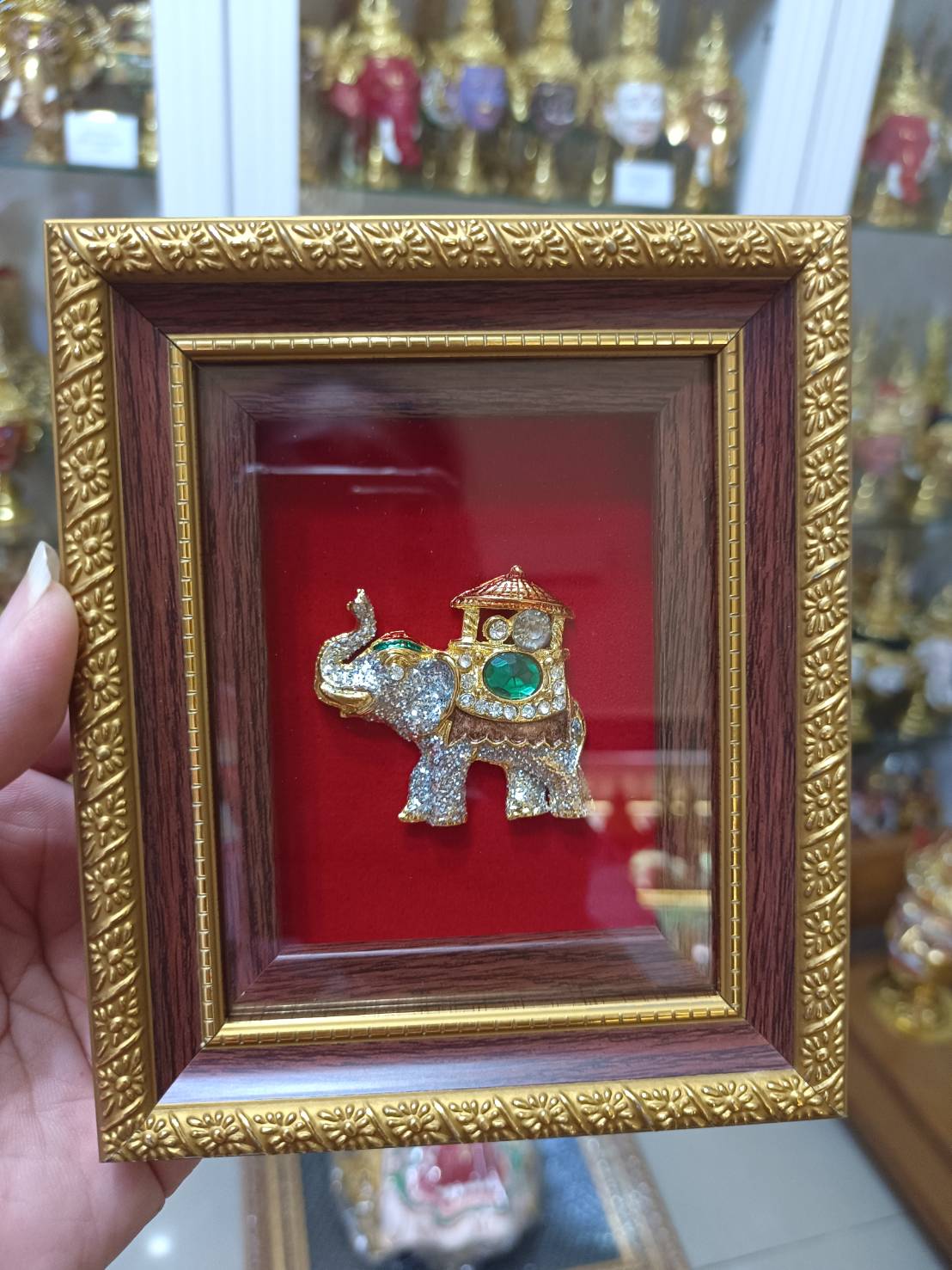 กรอบรูปที่ระลึกไทยๆ พร้อมกล่องผ้าไหม