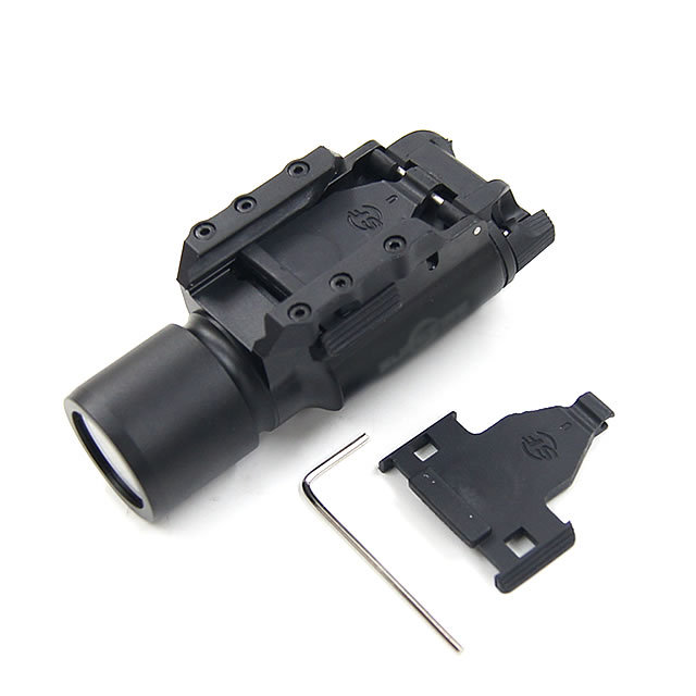 ไฟฉาย SOTAC รุ่น X300 ตัวเรือนผลิตจากอลูมิเนียมเกรดคุณภาพ หลอด LED ความสว่าง 400 lumens 2 functions : momentary / constant Runtime : 1.5 hours. Battery : 2 * CR123A Battery ( ไม่ได้แถมมา ) Dimension : ยาว 9.3 cm. Weight : 68 g. Water Proof : IPX7 Color :