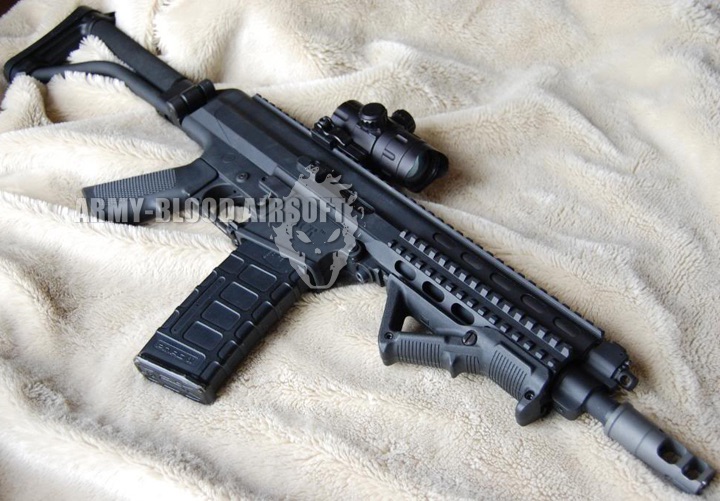 New.UTG 4.2" ITA Red/Green CQB Dot with QD Mount, Riser Adaptornex ราคาพิเศษ