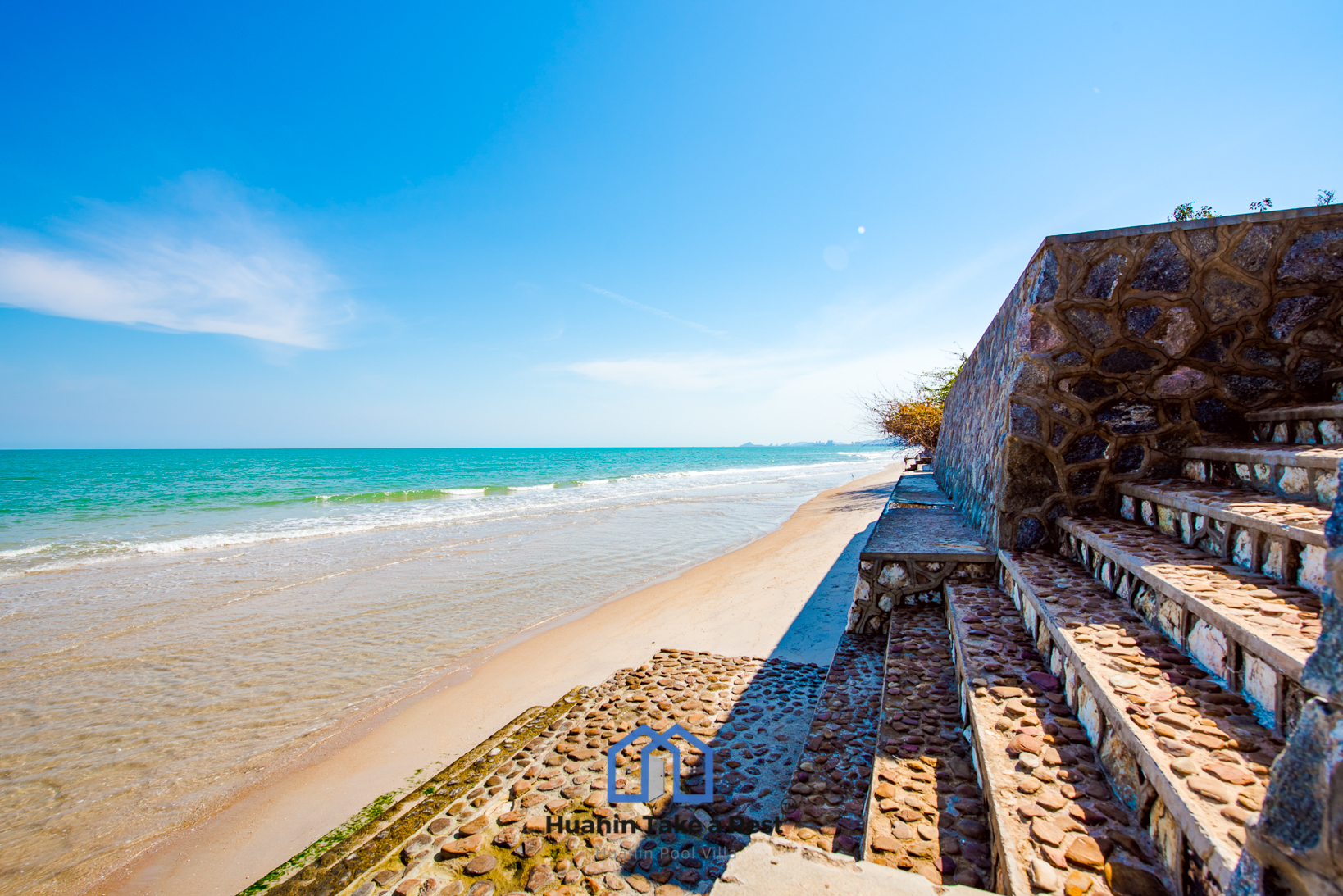 HR15039 บ้านพักติดทะเลหัวหิน The Premium Beach Villa Hua Hin