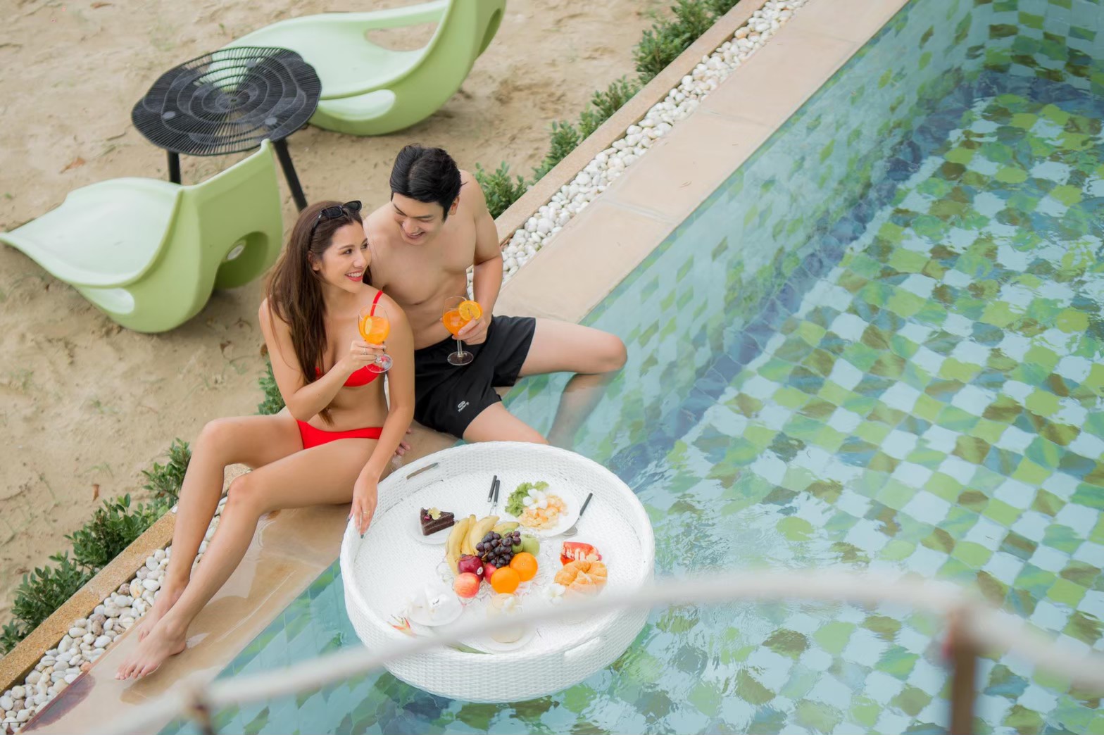 HR15064 บ้านพักติดทะเล The Ocean Beach Villa, Sam Roi Yod.