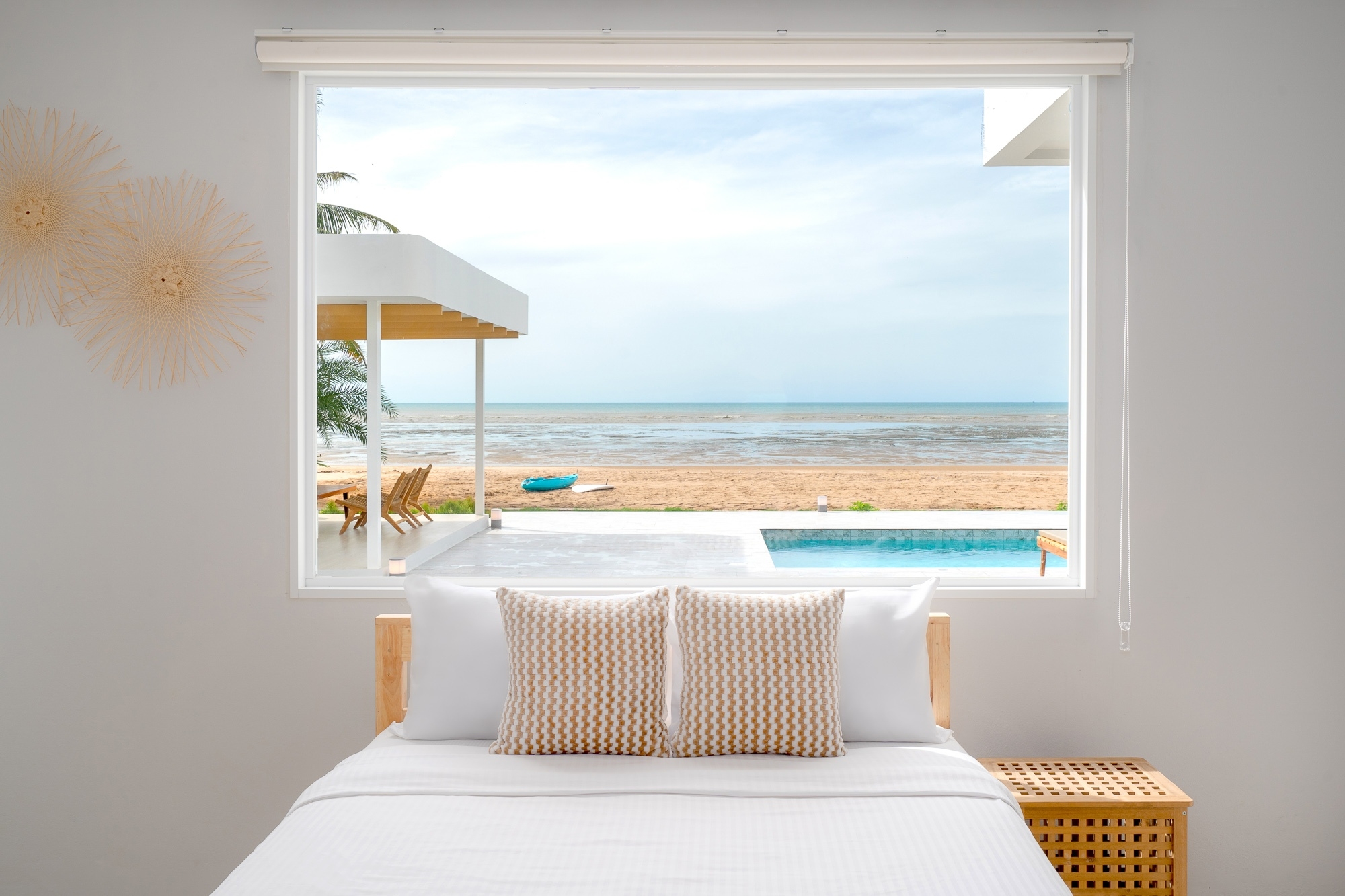 HR15048 บ้านพักติดทะเล กุยบุรี De Pana Beach Villa