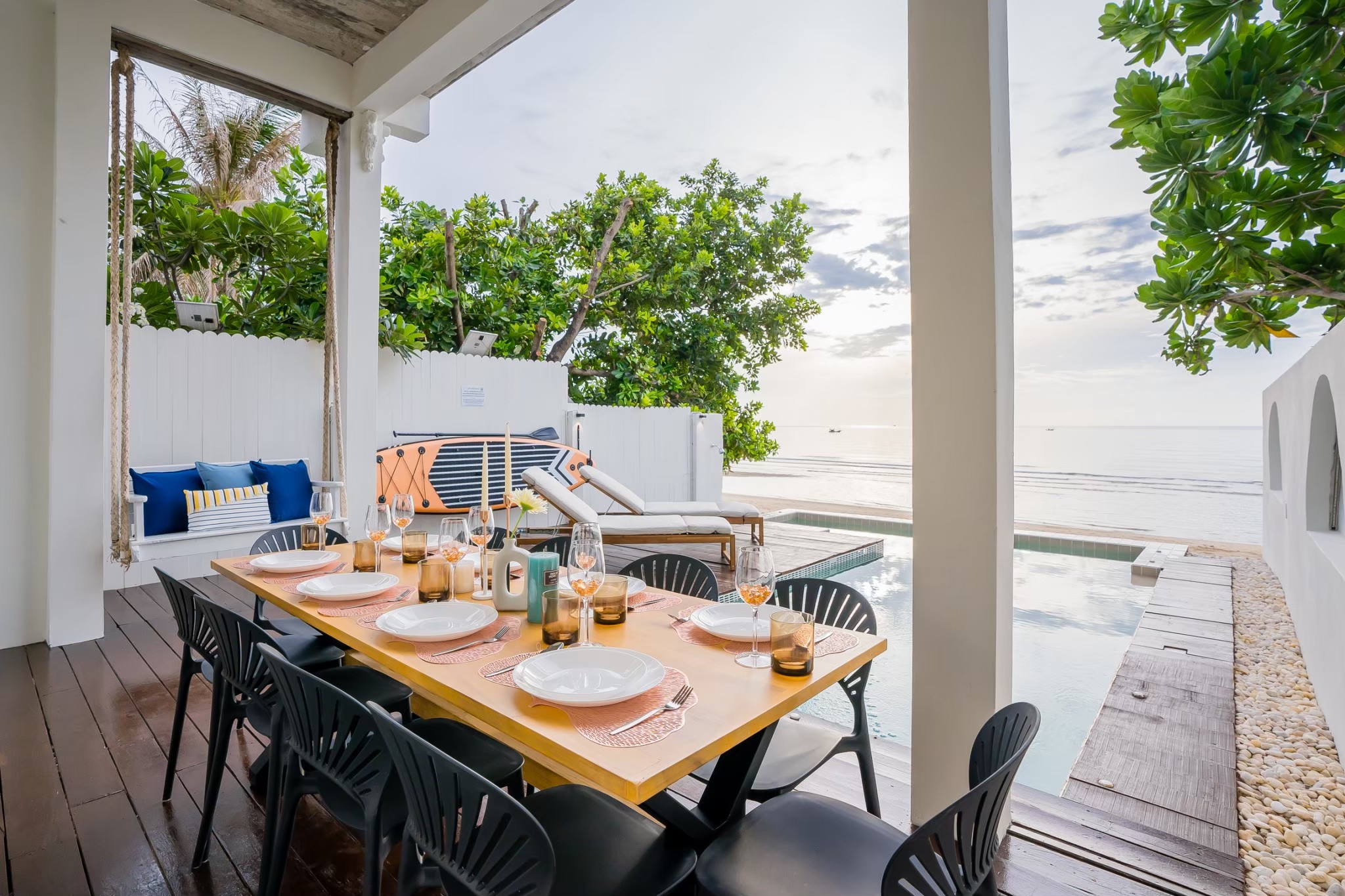 15086 บ้านพักติดทะเล De Pranburi beach villa