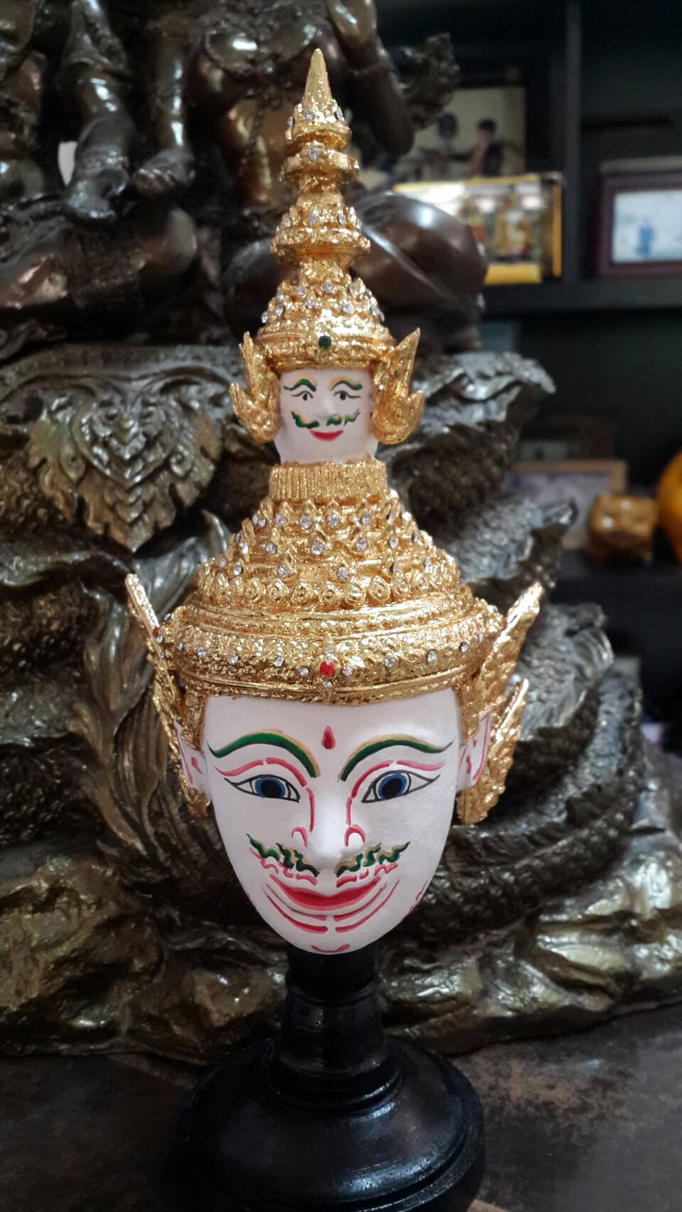 พระพรหม ประดับเพชร
