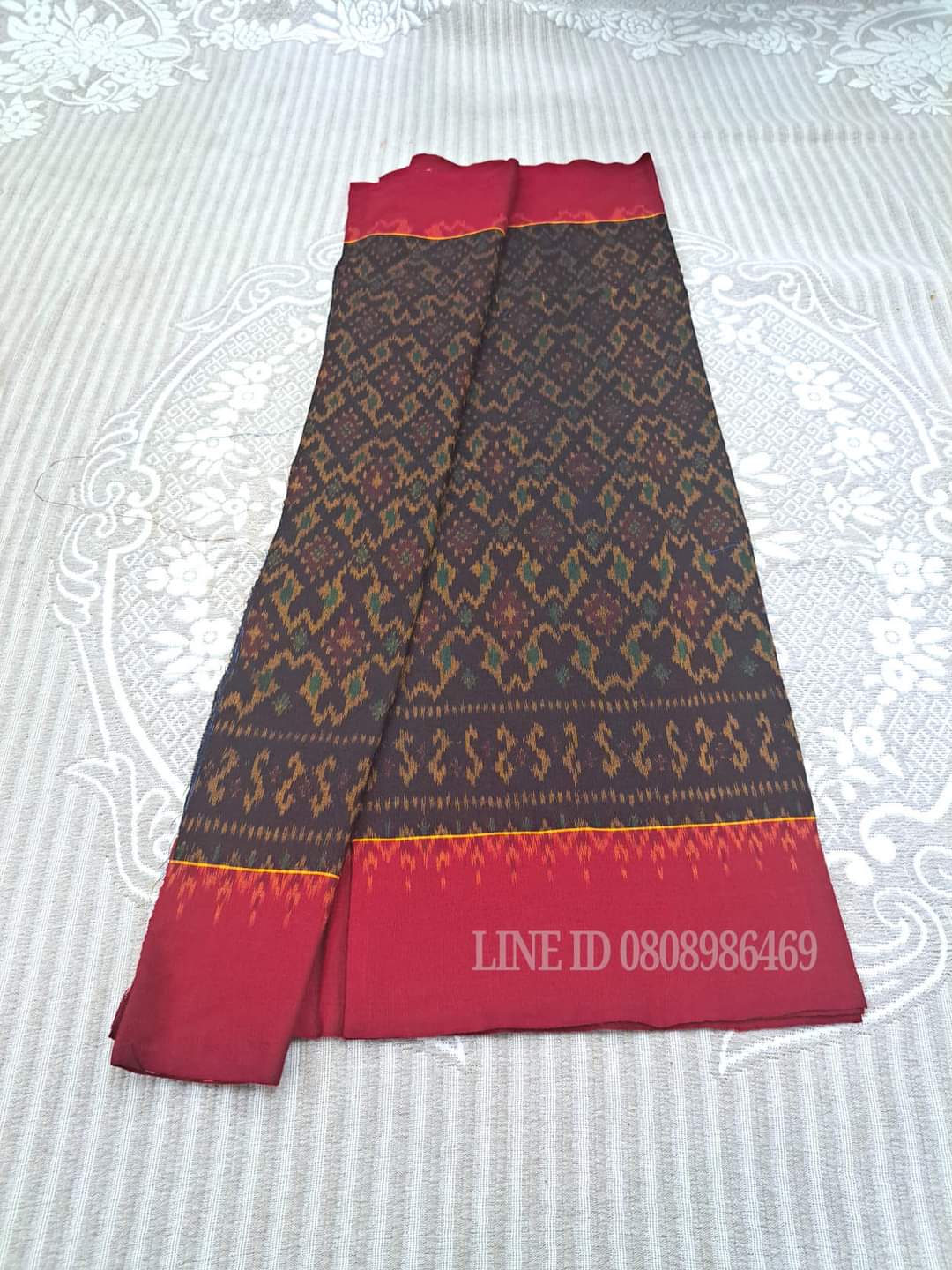 เสื้อสูทชายผ้าฝ้ายมัดหมี่แท้มัดหมี่ตีนแดงทอมือ เสื้อสูทชายฝ้ายแท้ สูทผ้าไทยชาย ซาฟารีผ้าไหมชาย สูทผ้าฝ้ายมัดหมี่ตีนแดง,สูทผ้าไทย ซาฟารีชาย ตามภาพ M-L