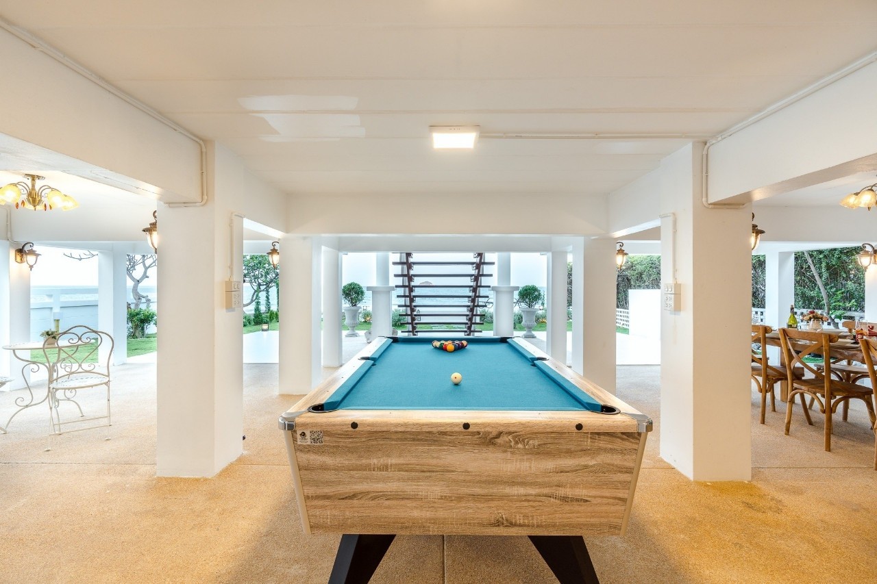 HR15076 บ้านพักติดทะเลหัวหิน The Luxe Beach Villa