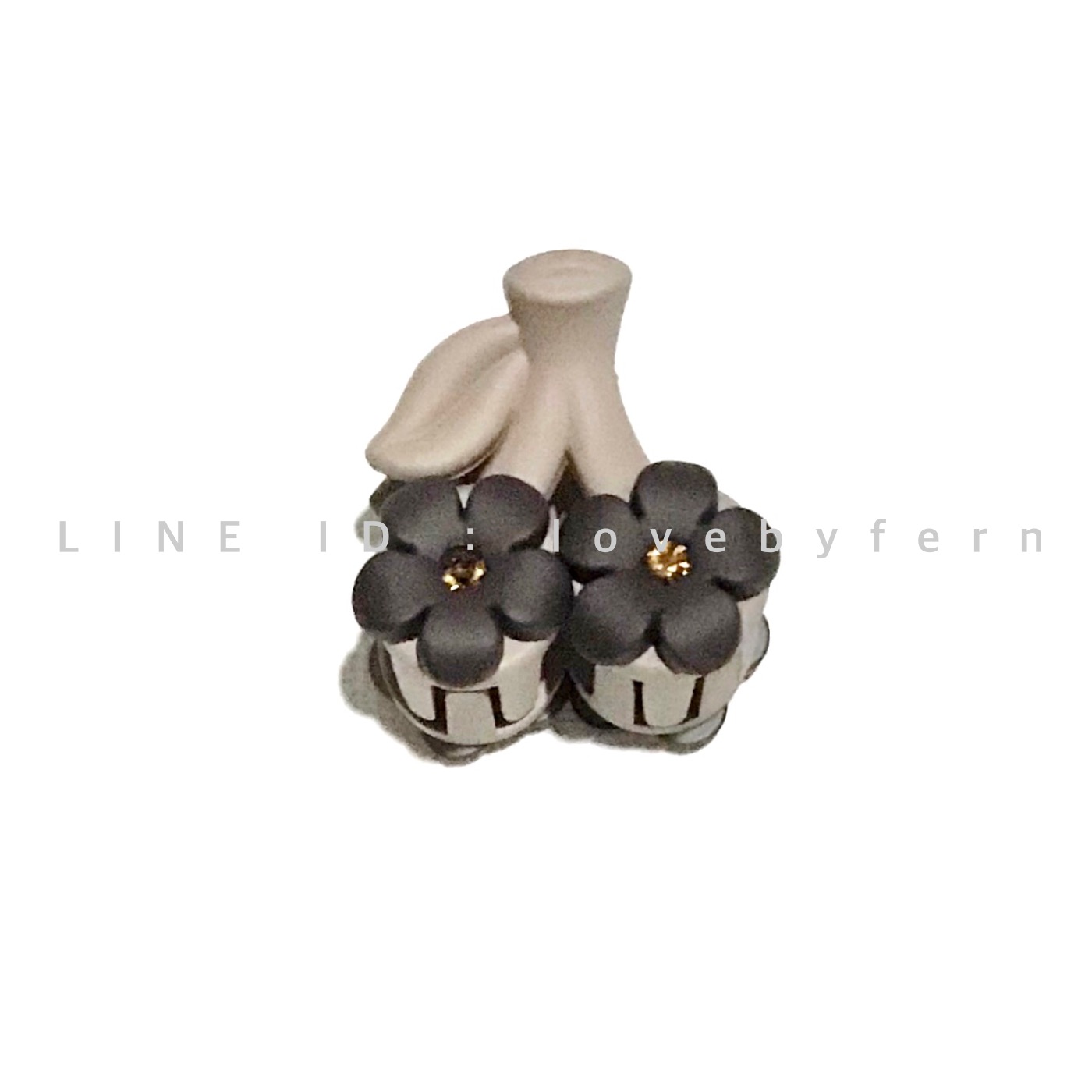 กิ๊บหนีบเล็กเกาหลี ดอกซากุระ-สีกาแฟ ทรงเชอร์รี่ ขนาด 2.5 cm หนีบช่อผมเล็ก ยางพาราทนมาก สปริงดี แน่น ไม่กินผม #MadeinKorea #กิ๊บเกาหลี lovebyfern