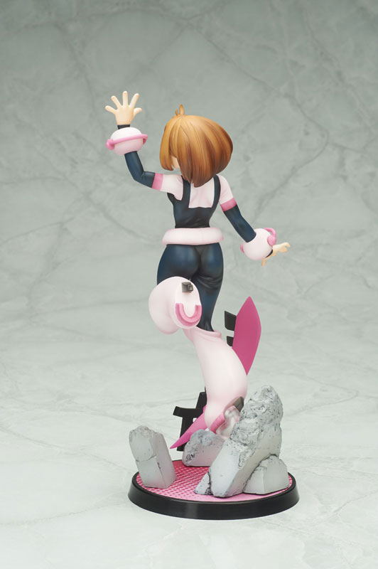 เปิดจอง : Ochaco Uraraka Hero Suit Ver. (Re-run)
