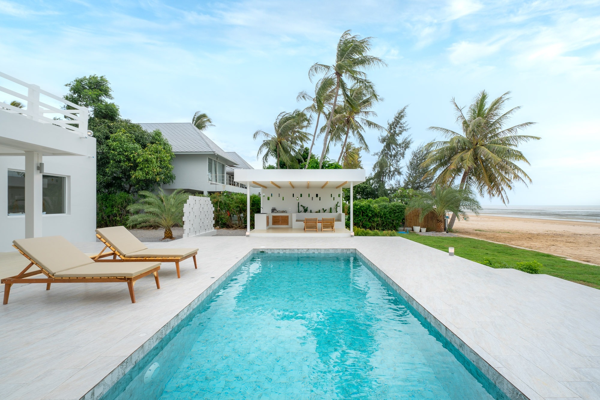 HR15048 บ้านพักติดทะเล กุยบุรี De Pana Beach Villa