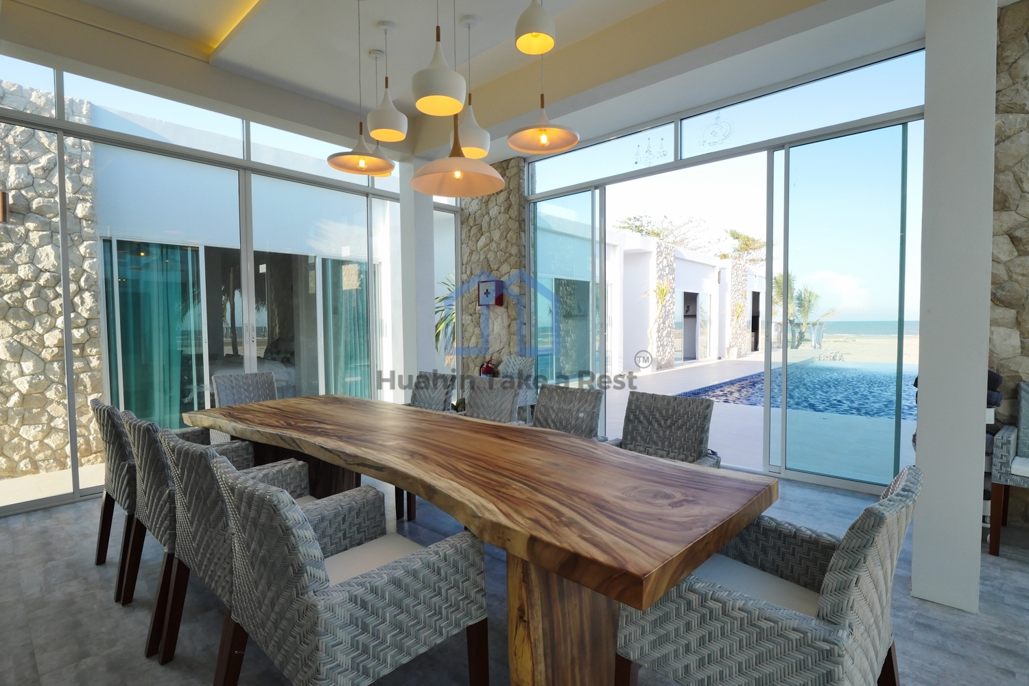 HR15012 บ้านพักติดทะเลปึกเตียน บ้านซีบรีซ2