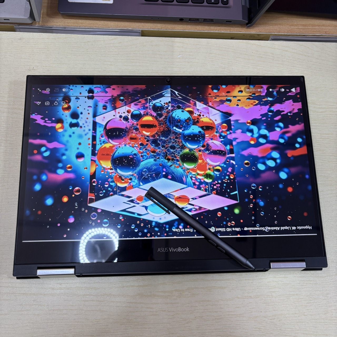 ASUS VIVOBOOOK FLIP 14 TP470EA-EC301WS สภาพเครื่อง 85% ติดฟิล์มกันรอยหน้าจอแล้ว ( 2 IN 1 ฝาพับ 360 องศา หน้าจอ Touch Screen + ปากกา )