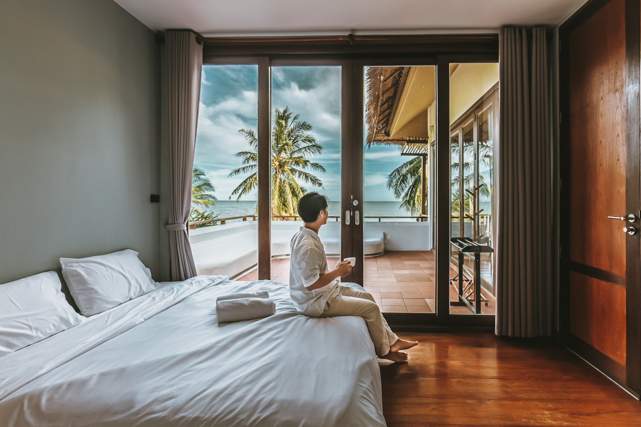 HR15061 บ้านพักติดทะเล The Pamila Beach Villa Kuiburi